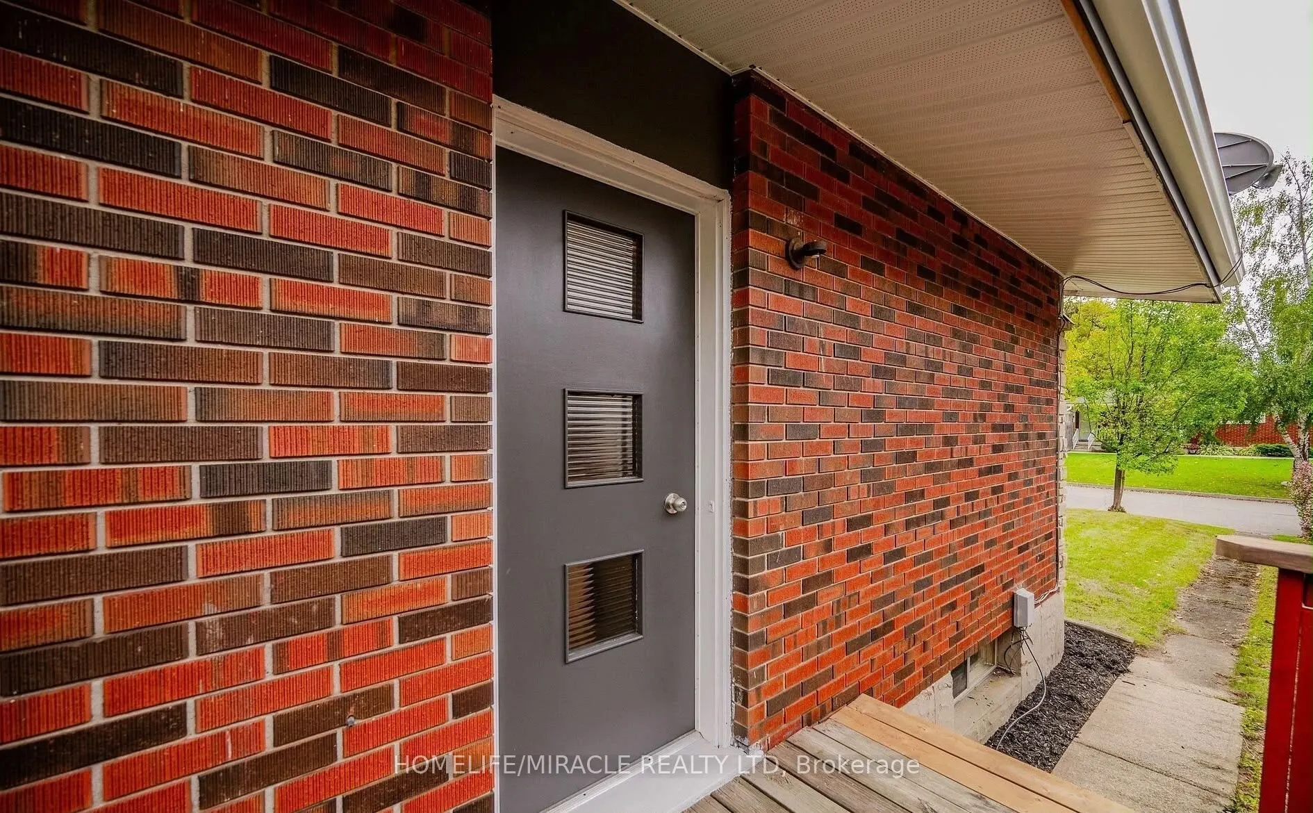 10 Greenwood Avenue
