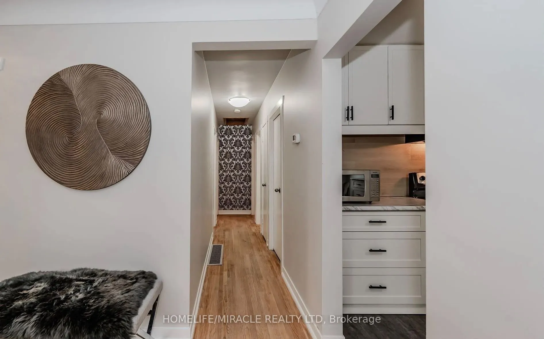 10 Greenwood Avenue