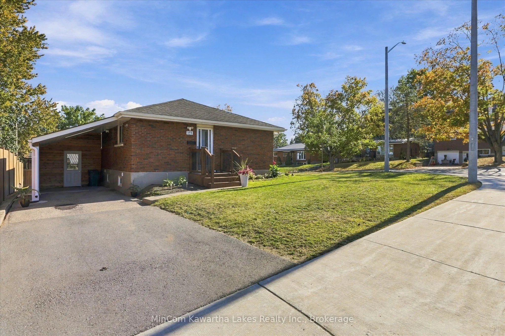 398 Applegrove Avenue