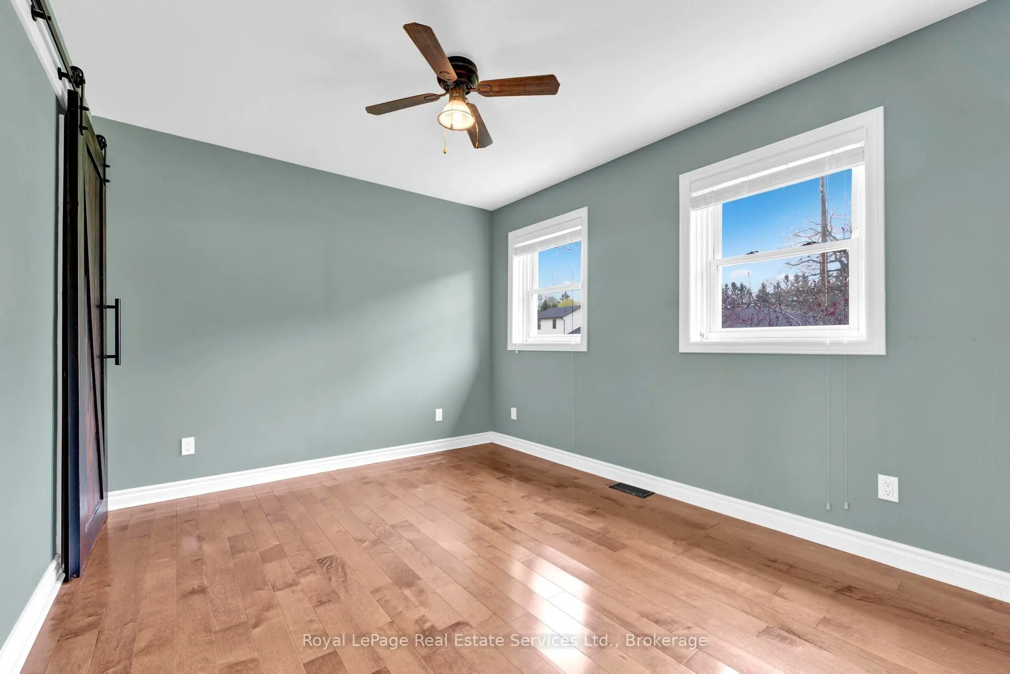 65 Cumming Court #Main Floor