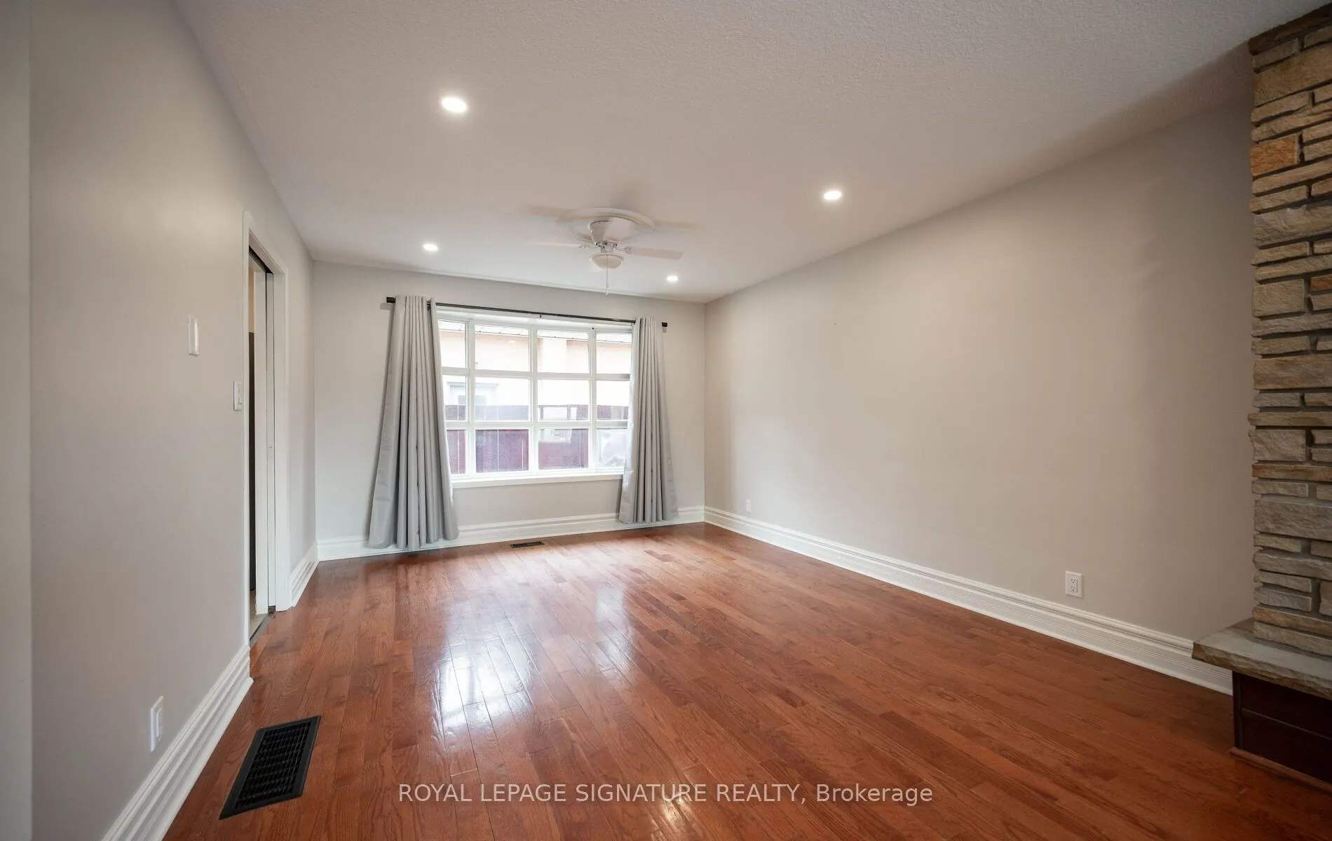 16 Eleanor Court #Upper