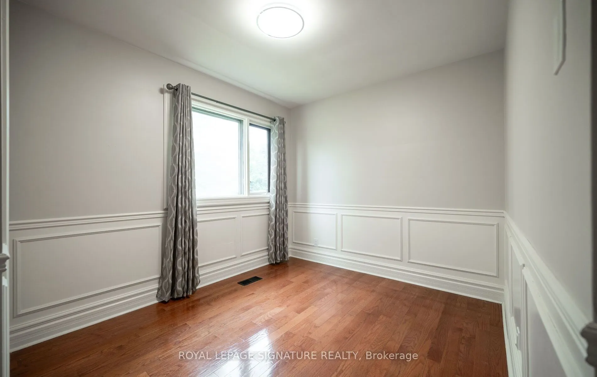 16 Eleanor Court #Upper
