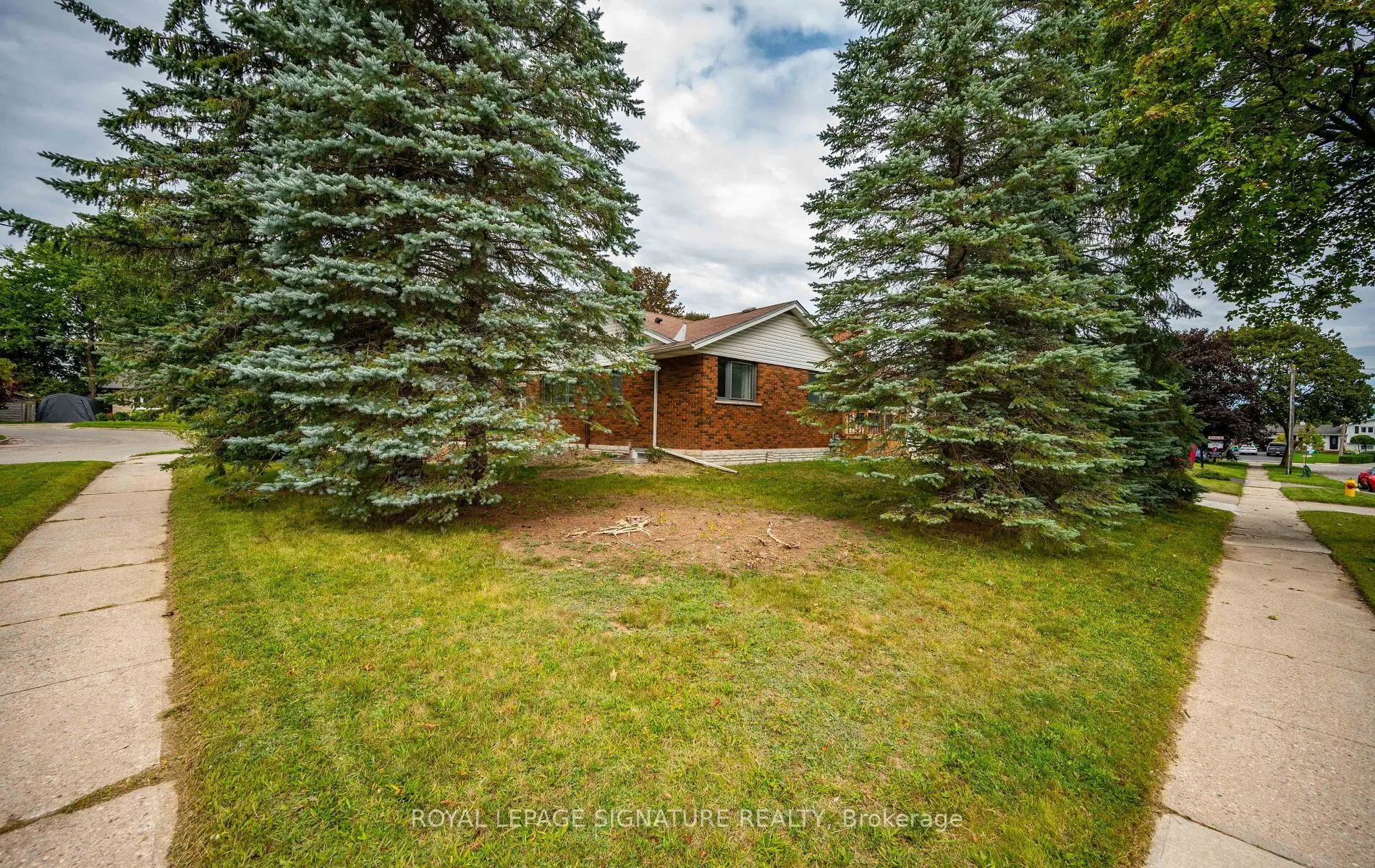 16 Eleanor Court #Upper