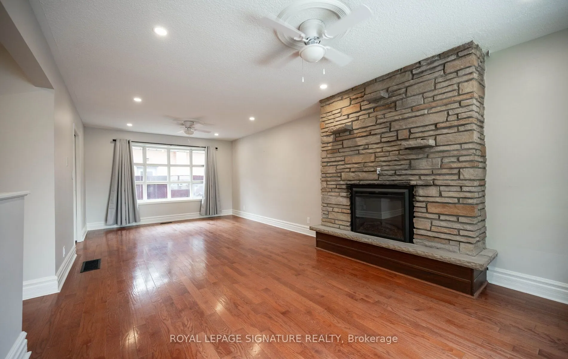 16 Eleanor Court #Upper