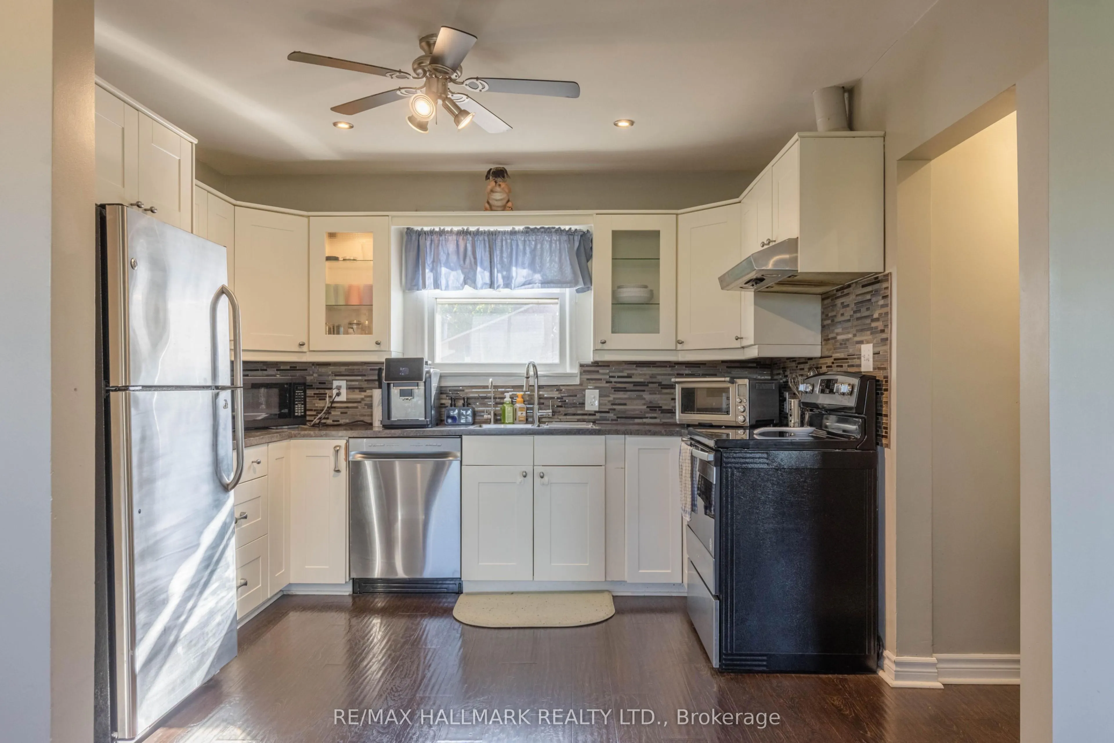 79 Powerview Avenue