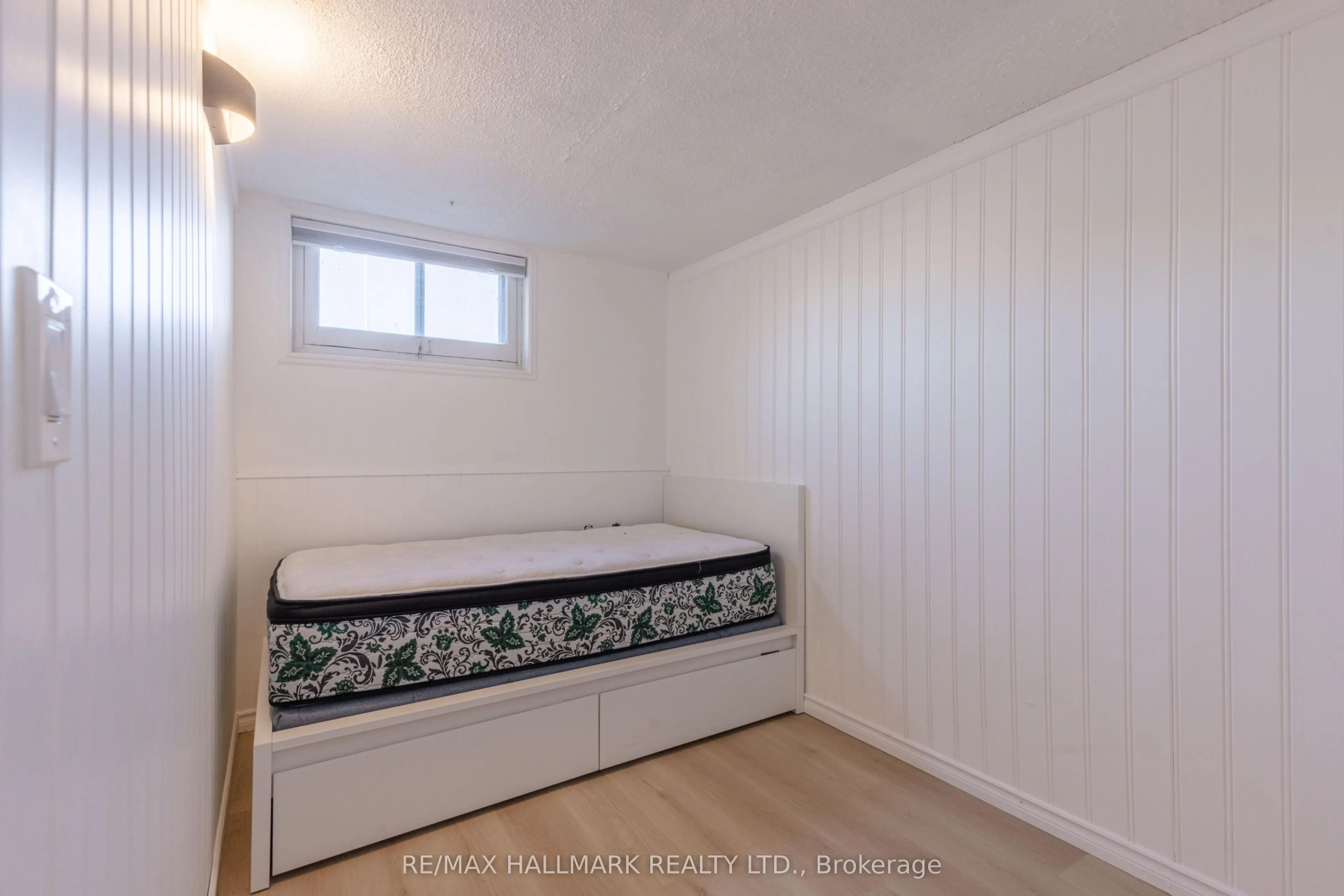 79 Powerview Avenue