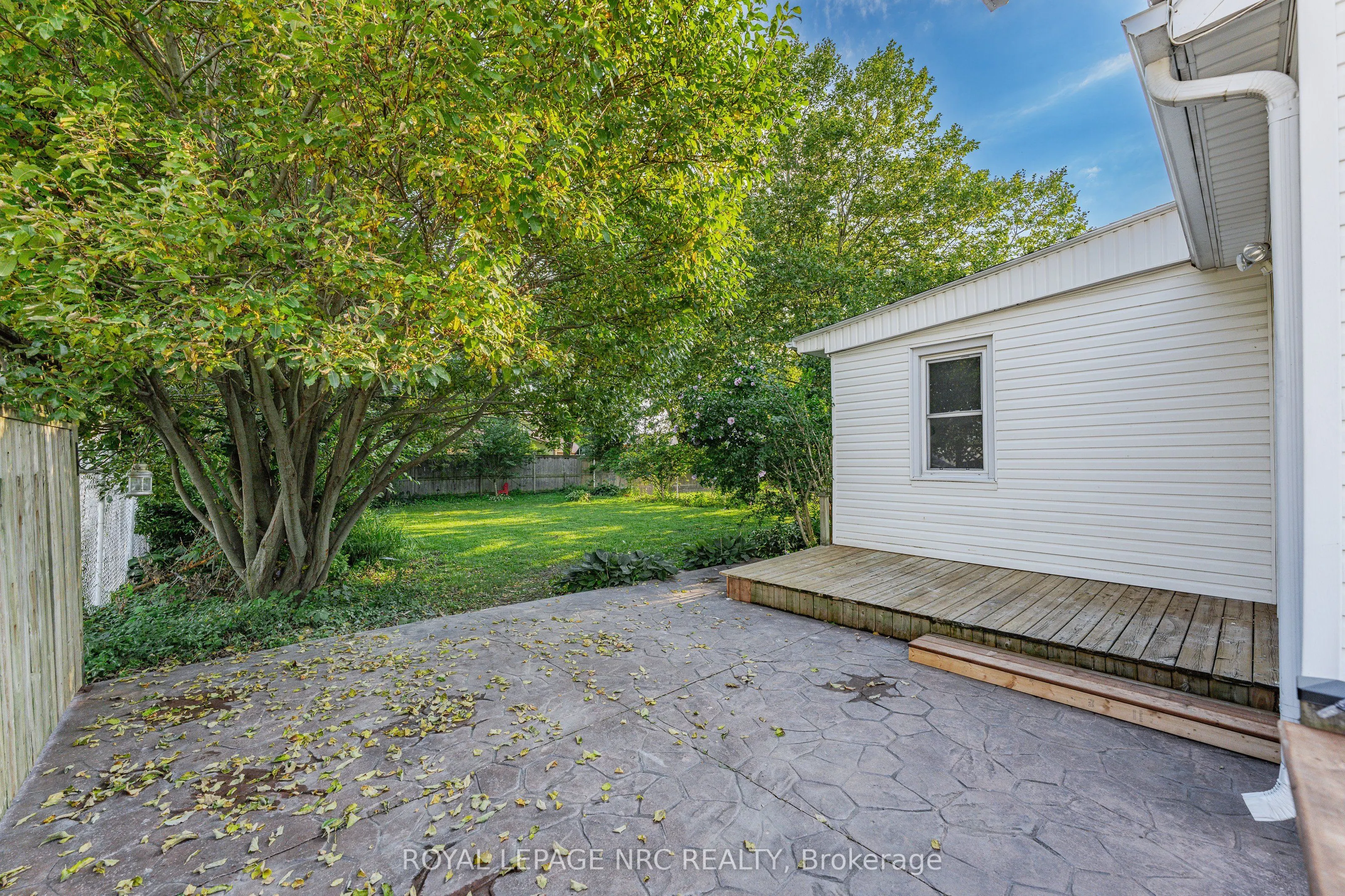 12 Admiral Road