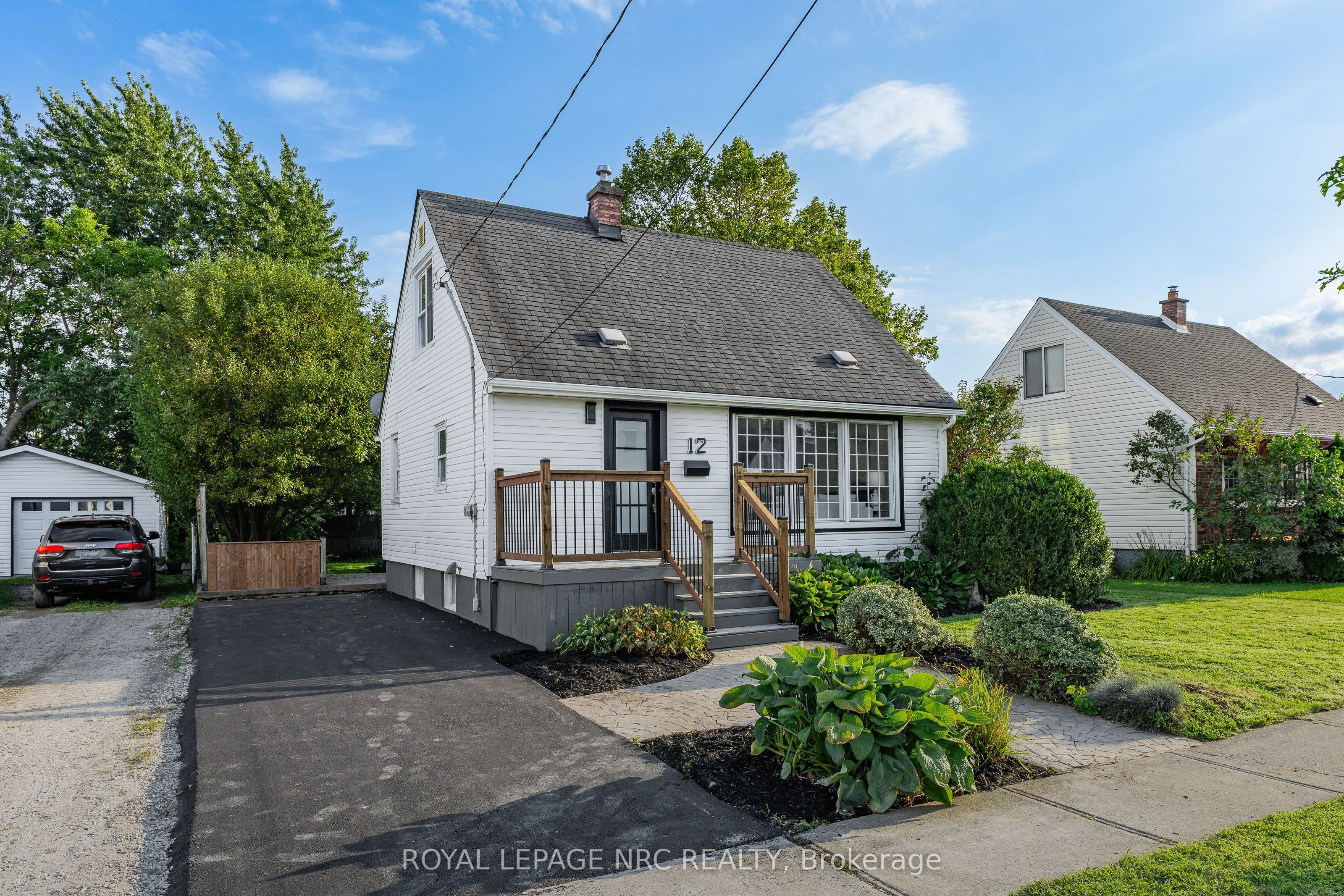 12 Admiral Road
