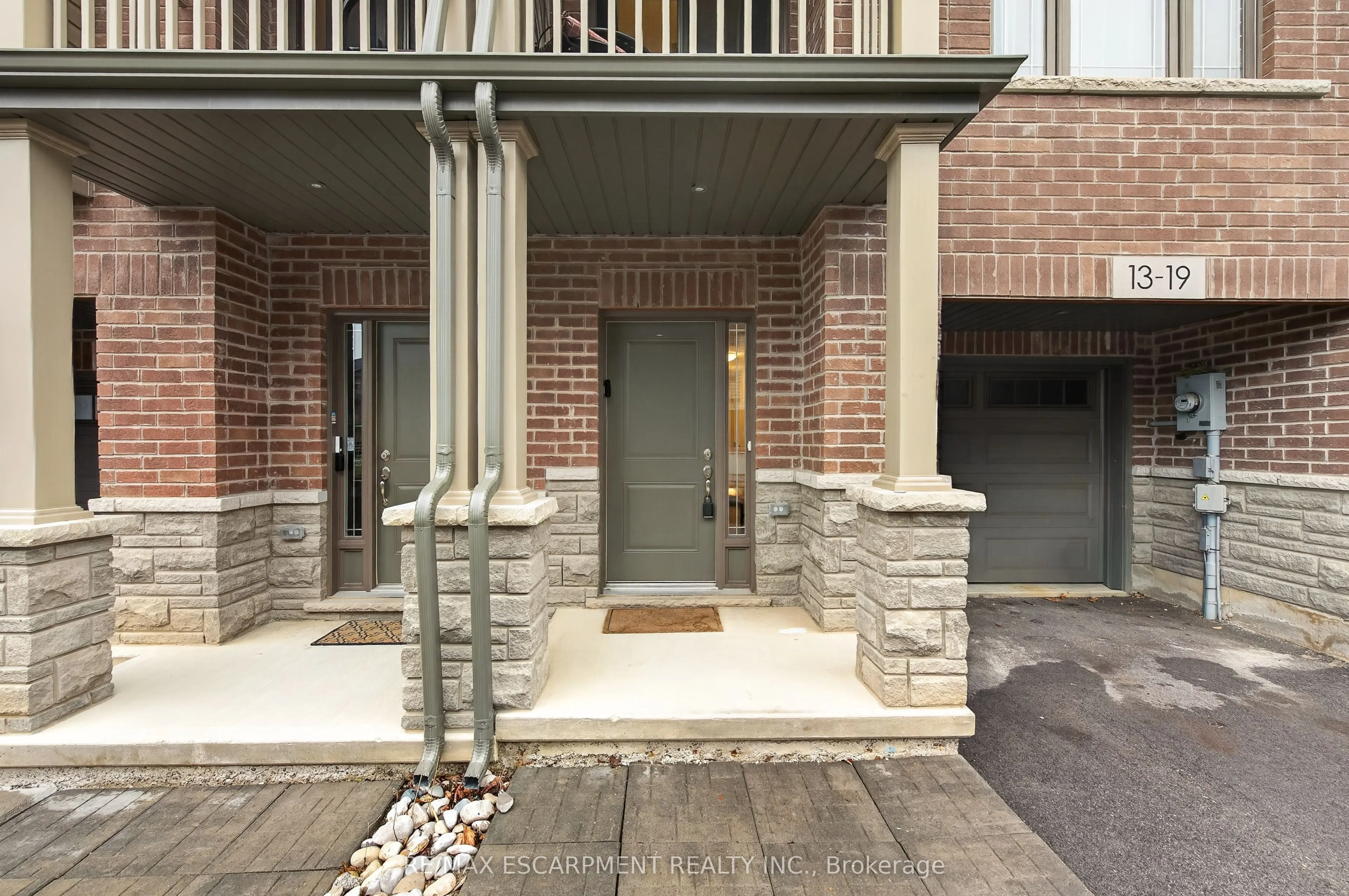 19 Picardy Drive #13