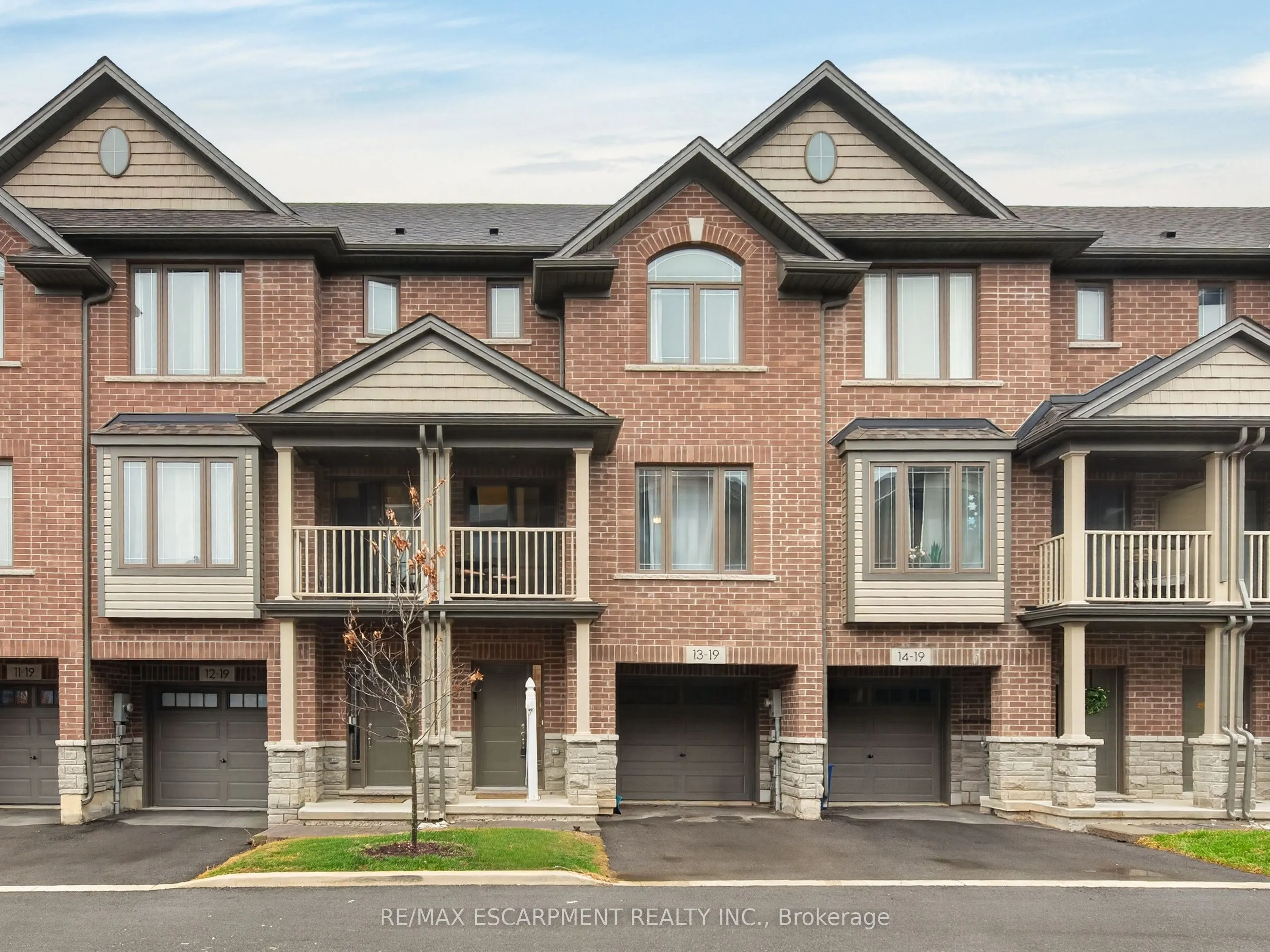 19 Picardy Drive #13