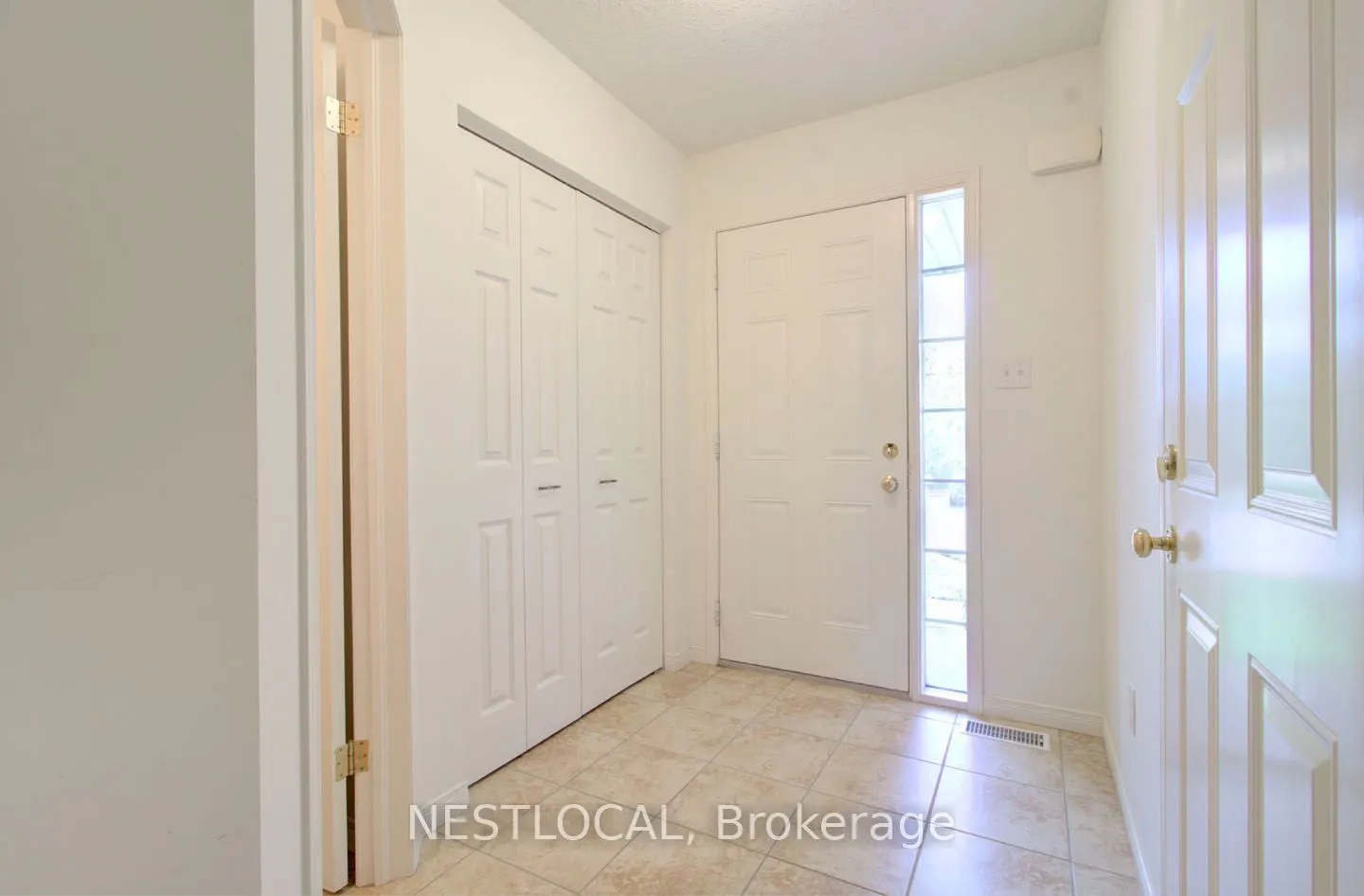 10 Fallowfield Drive #11