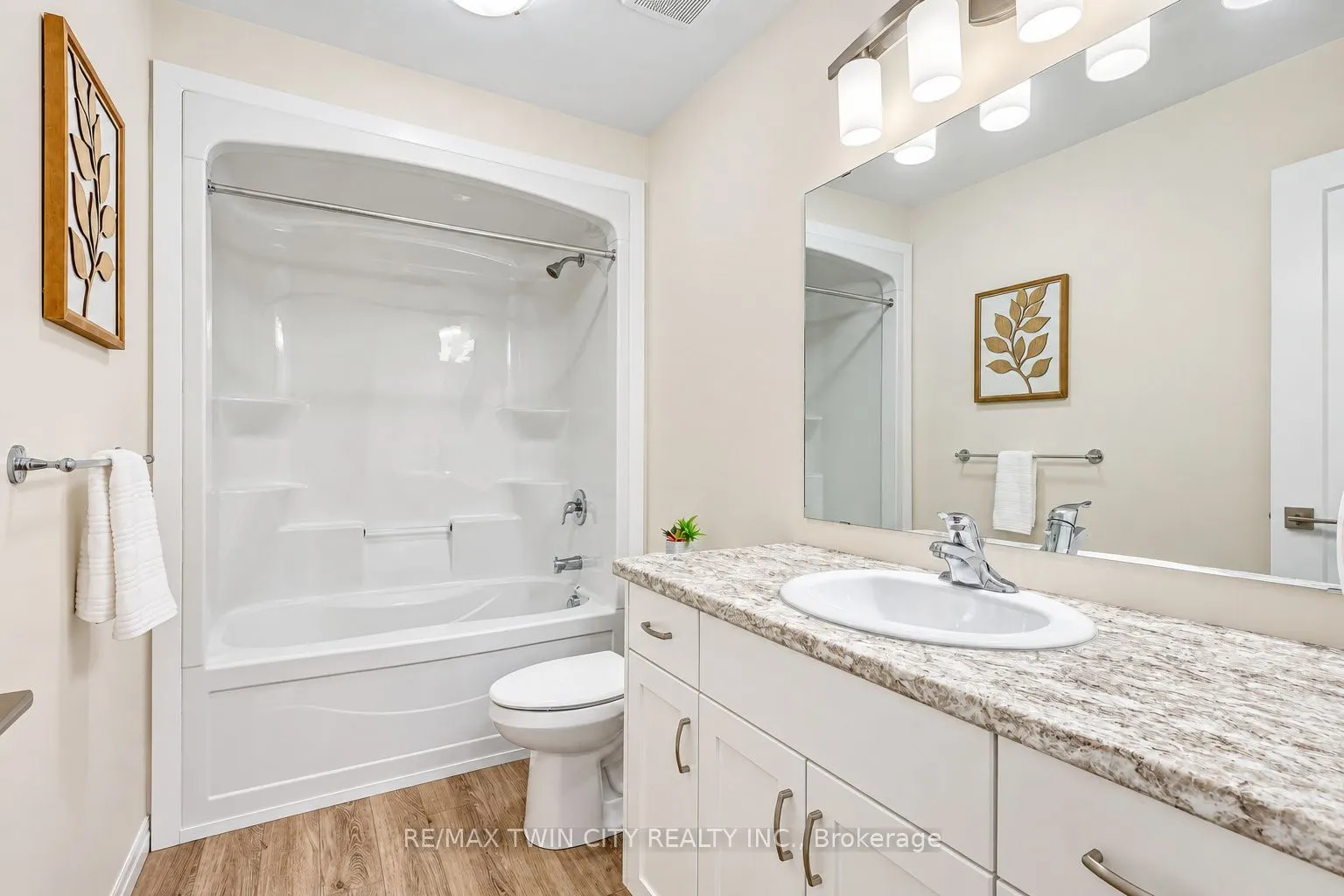 224 Renaissance Drive