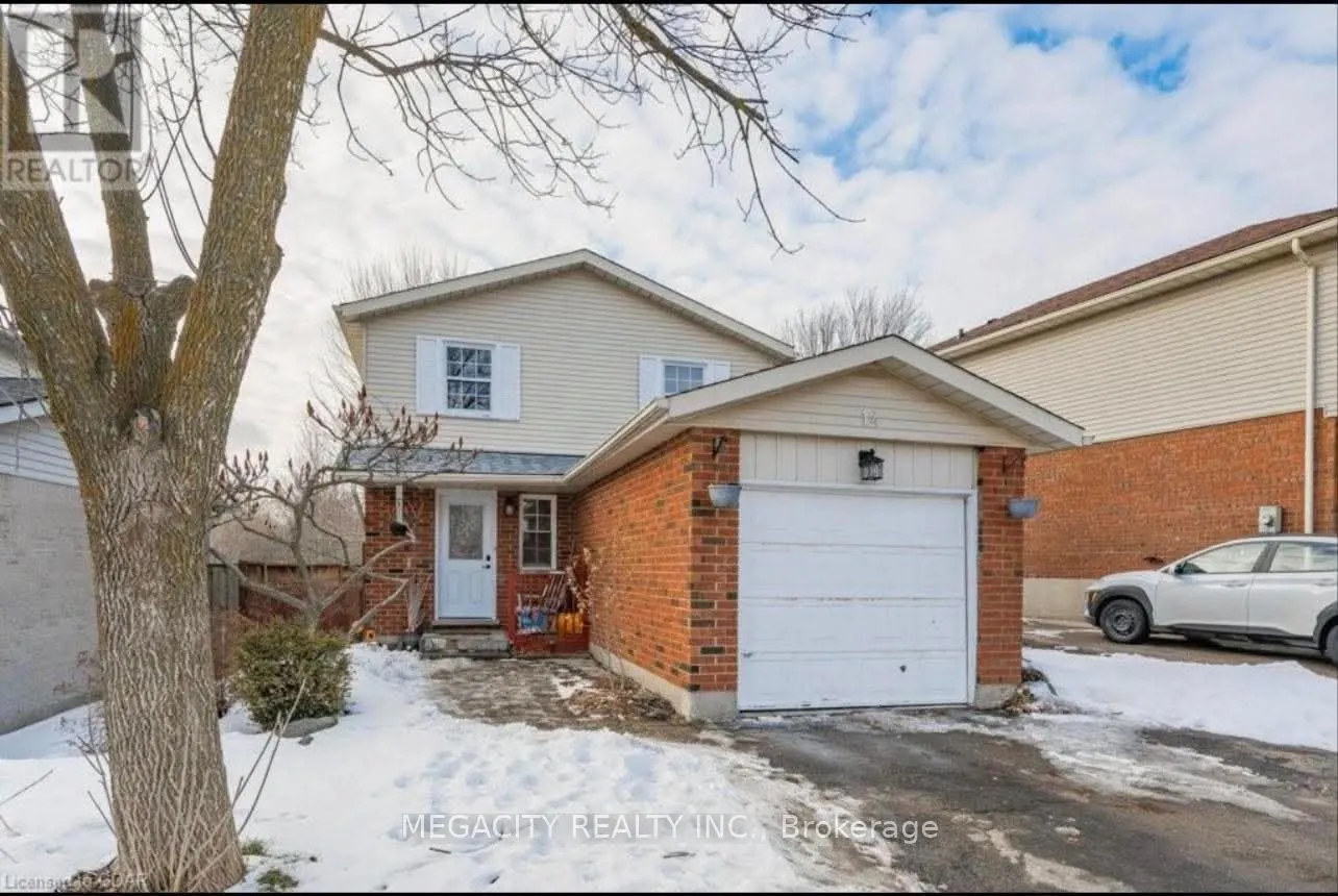 14 Chesterton Lane #upper portion