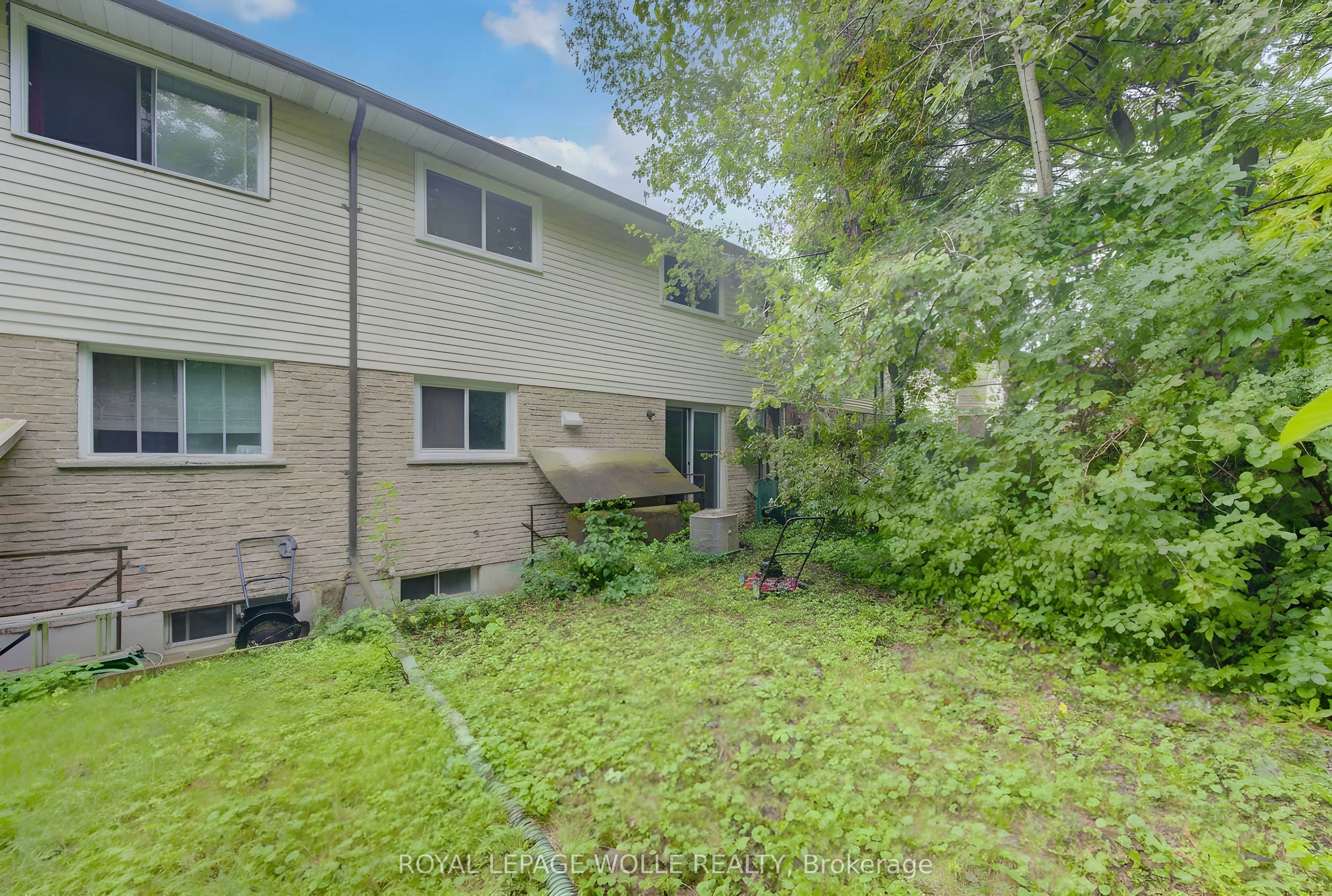 113 Churchill Street