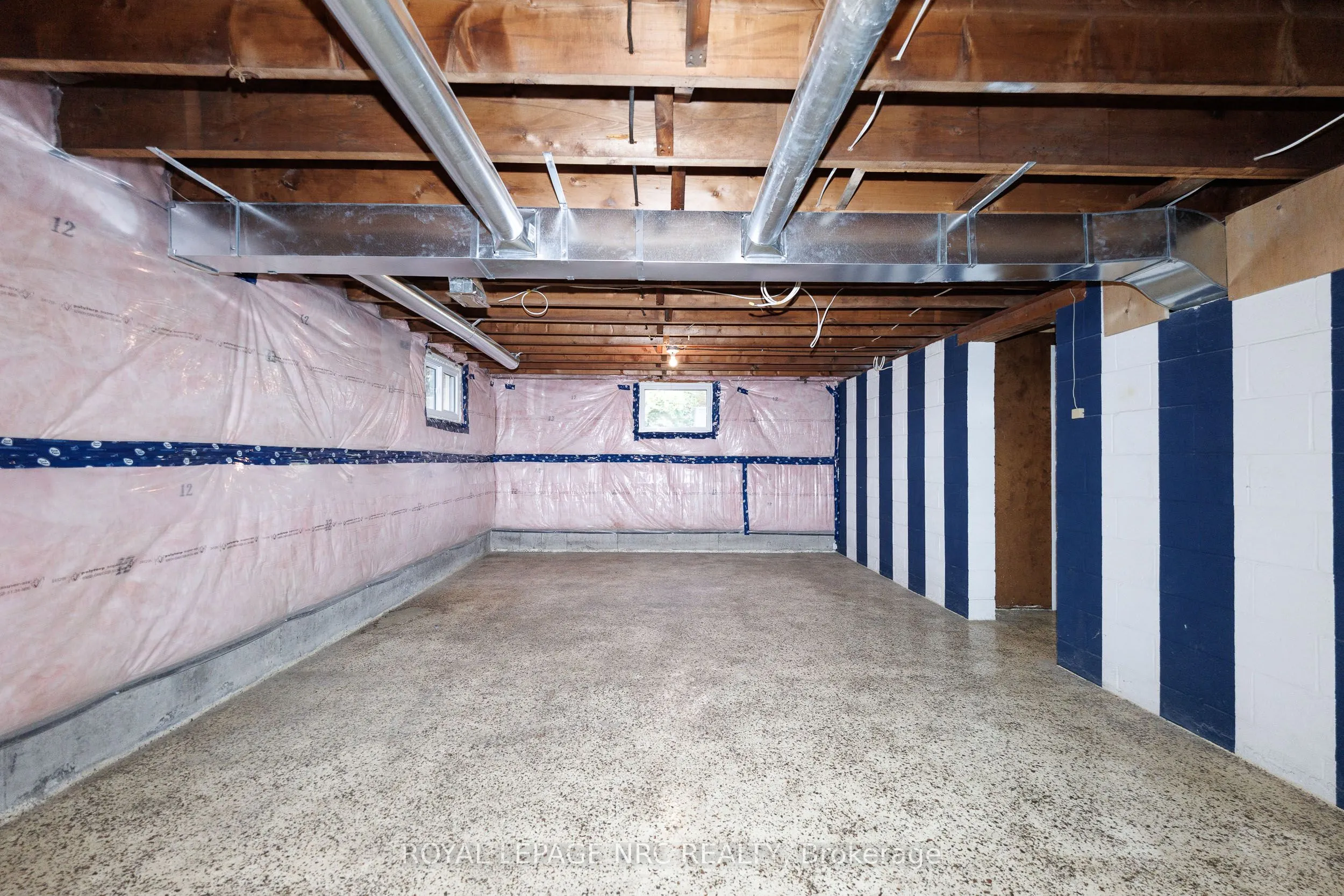 24 Munro Street
