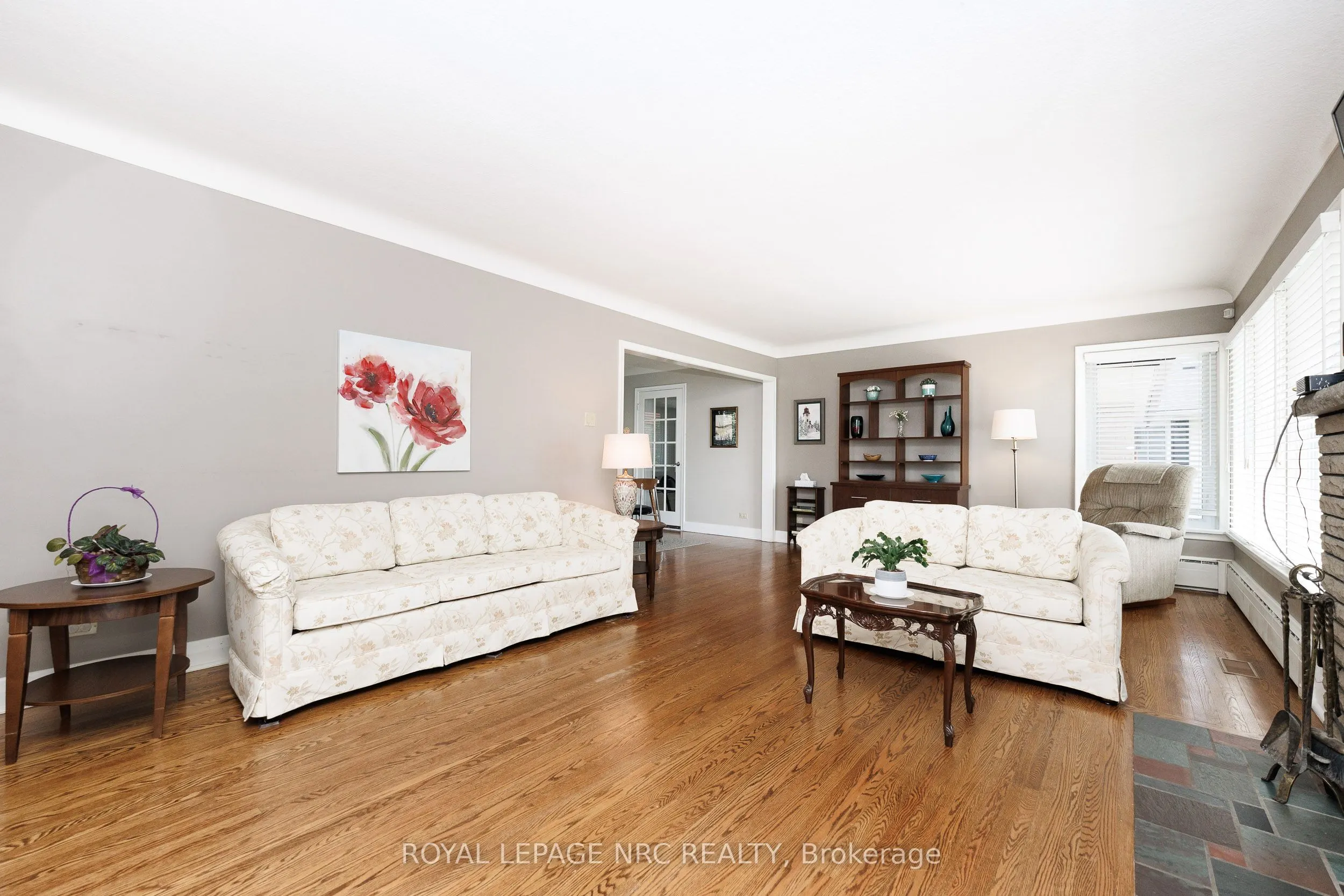 24 Munro Street