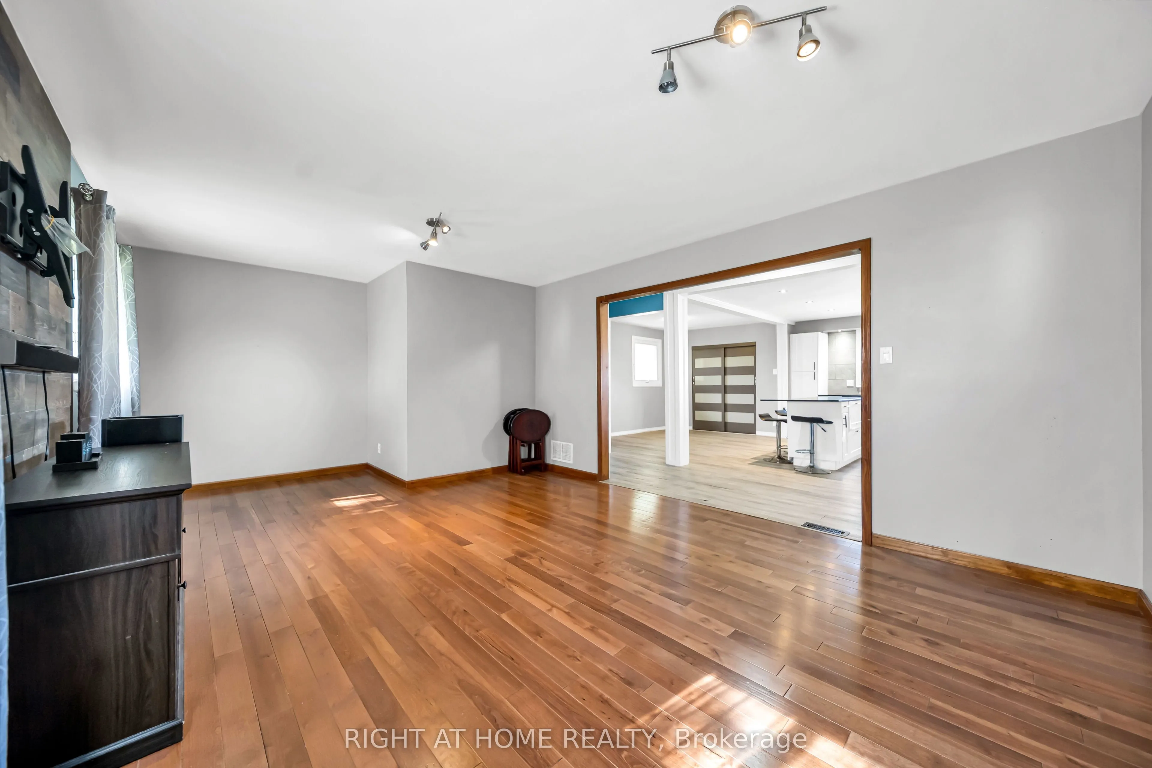 2288 Binbrook Road