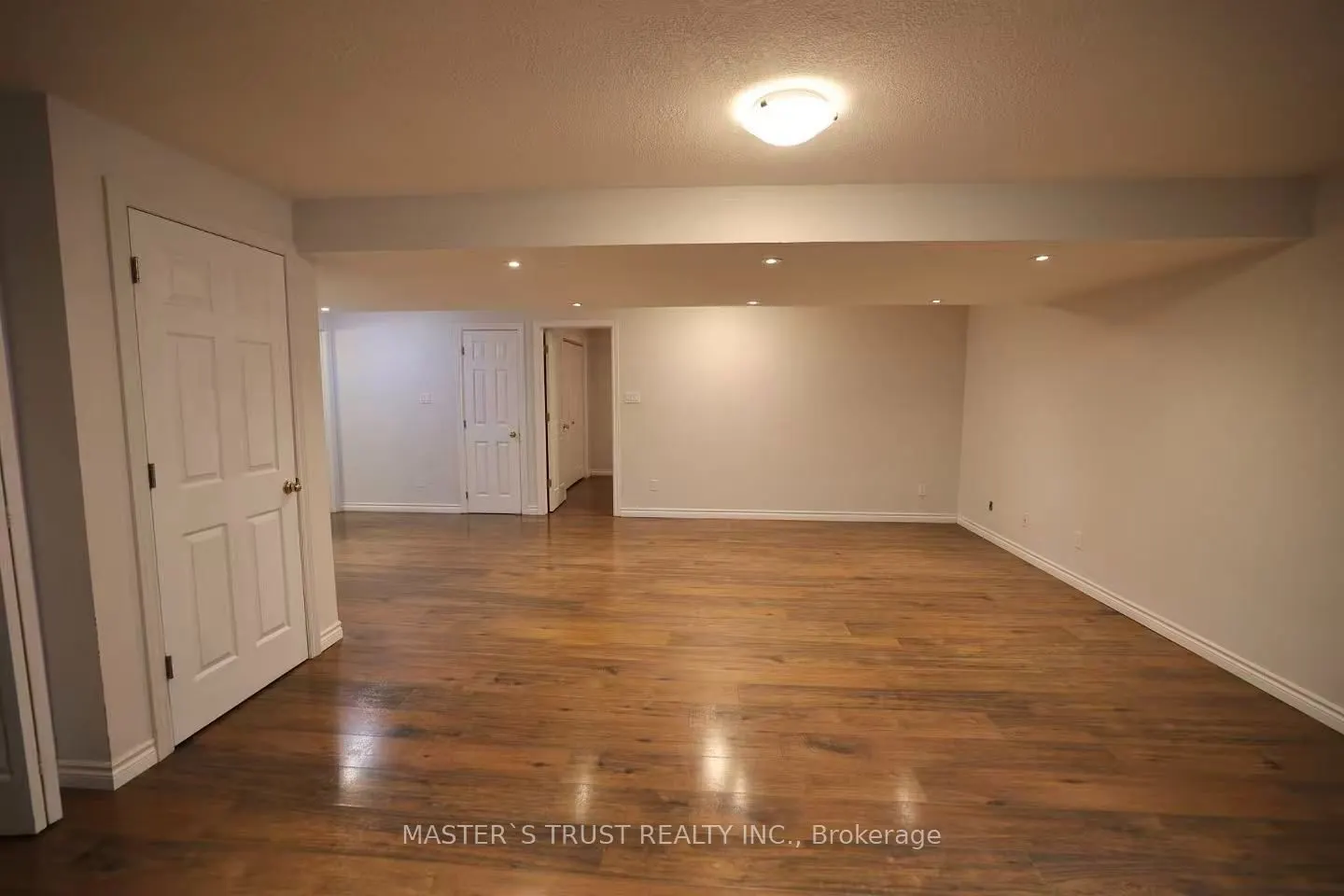 7 Westra Drive