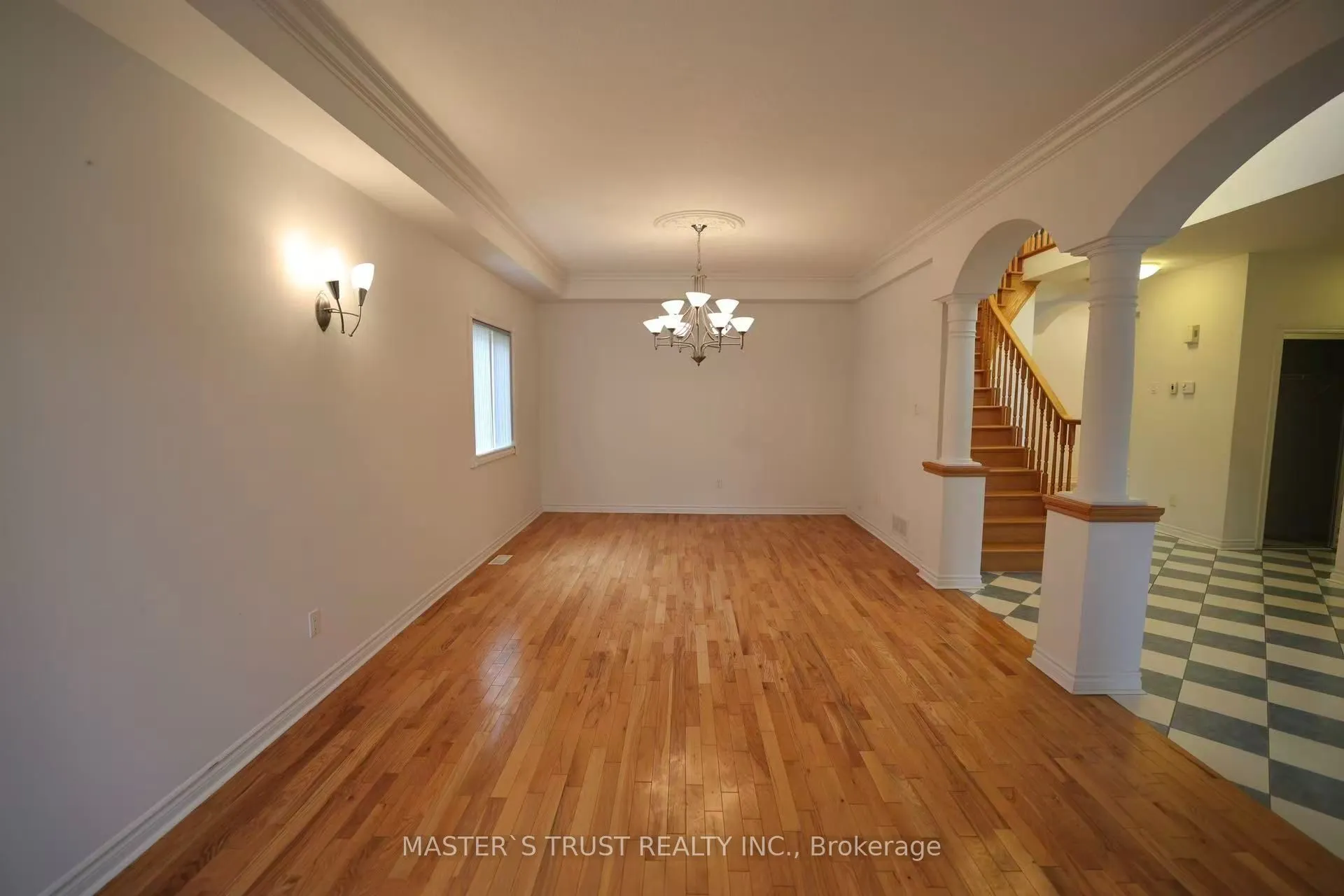 7 Westra Drive