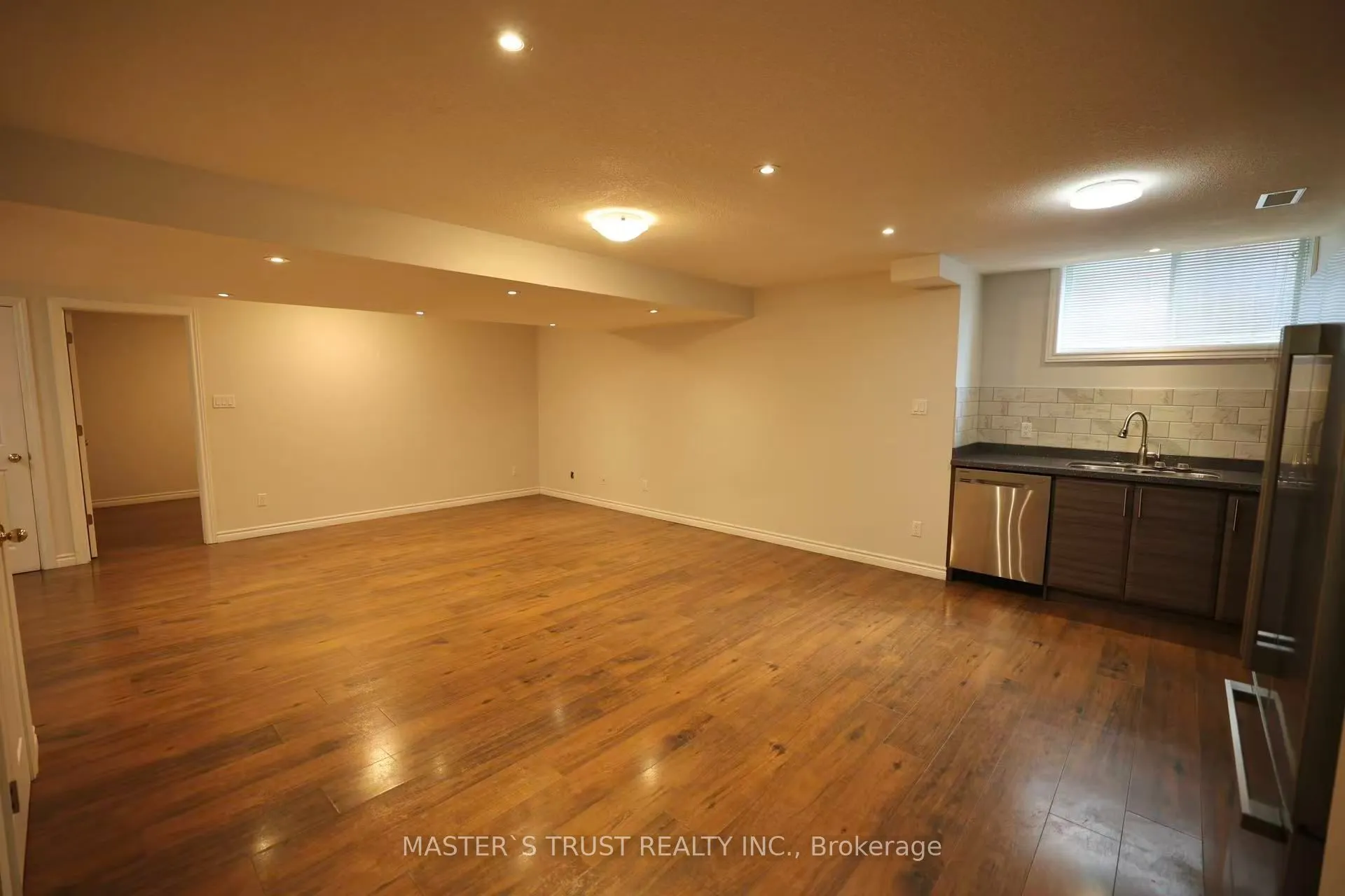 7 Westra Drive