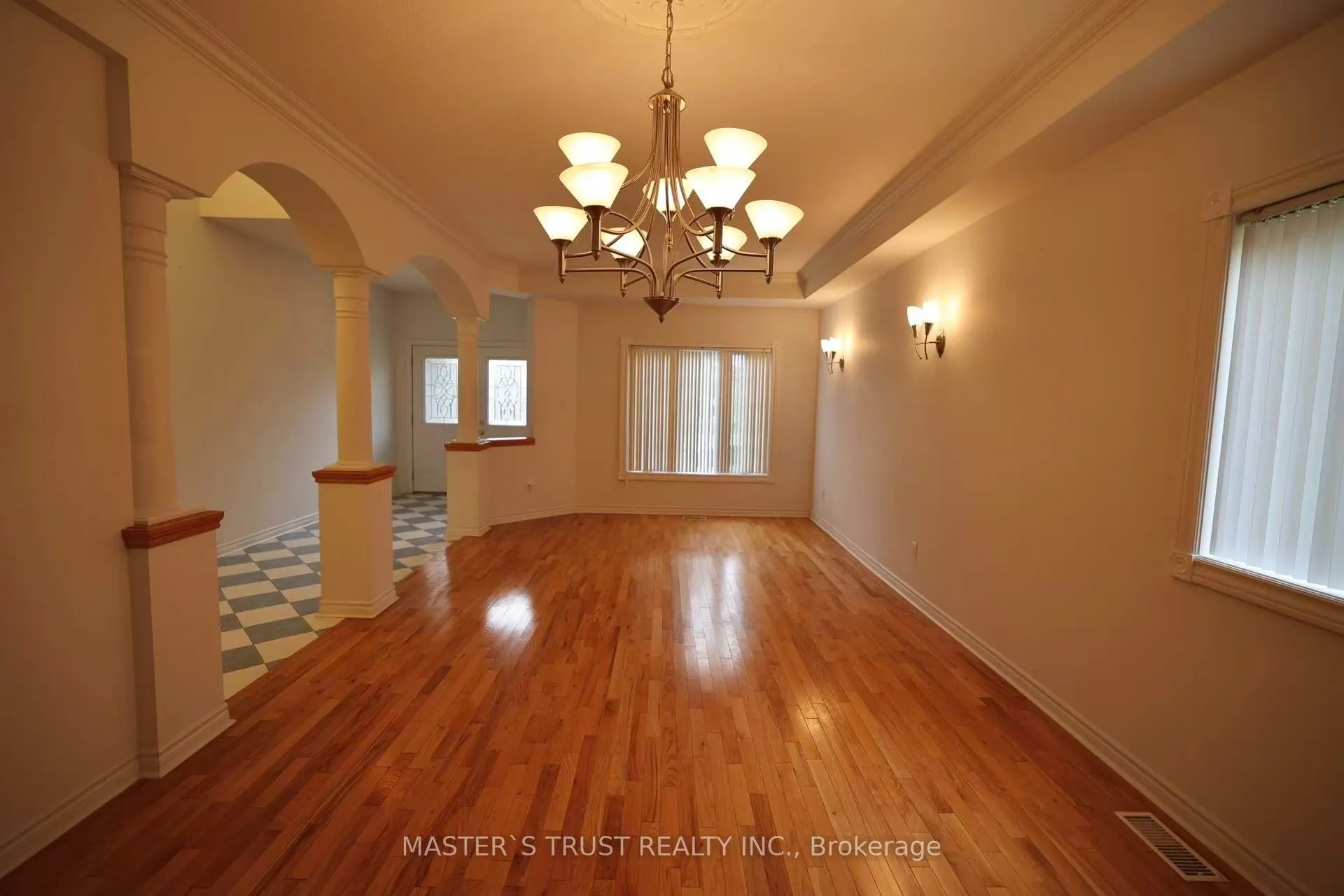 7 Westra Drive