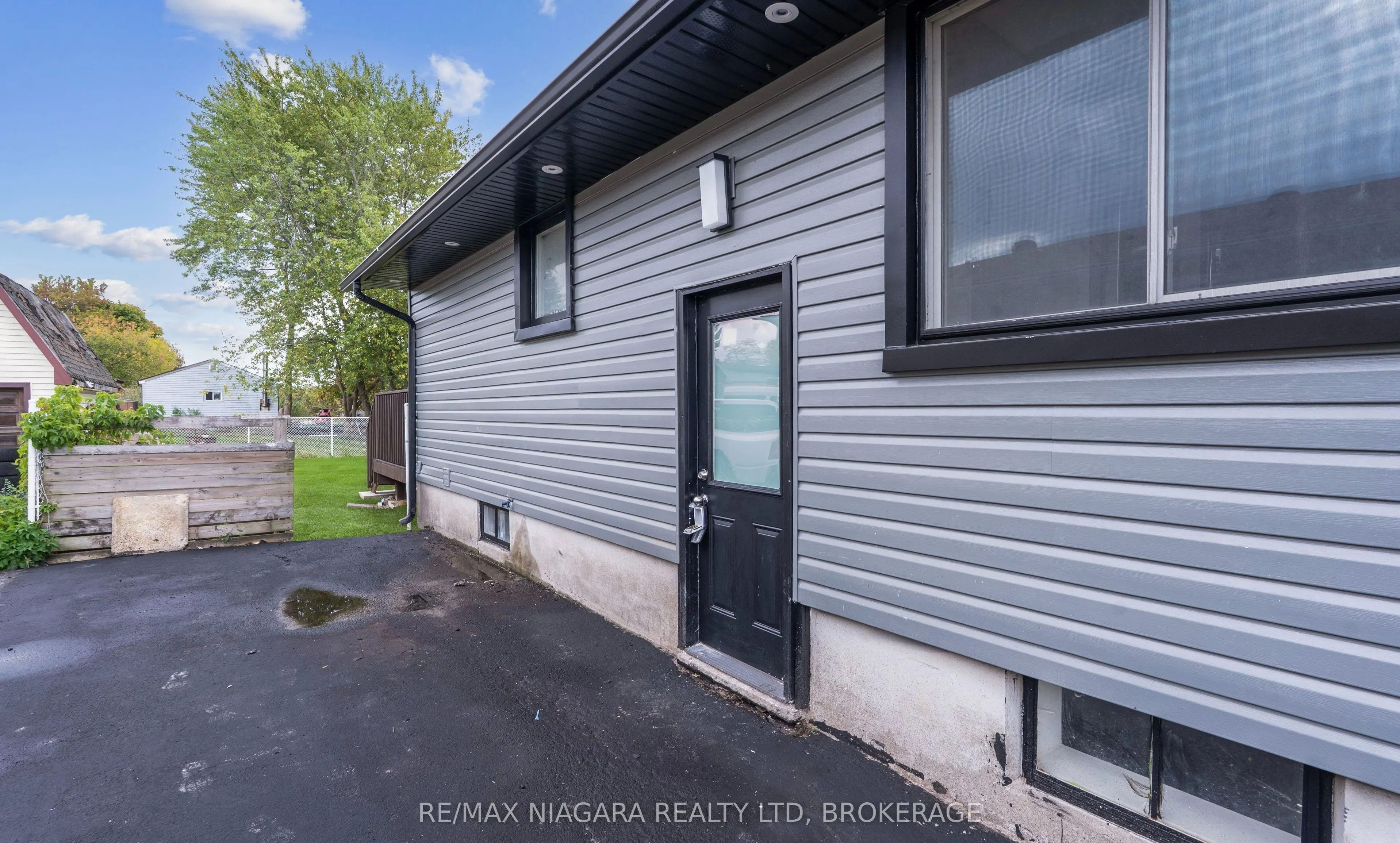 210 Mackan Street #Lower Unit