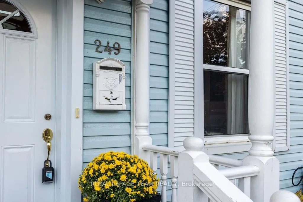 249 Hinchey Avenue