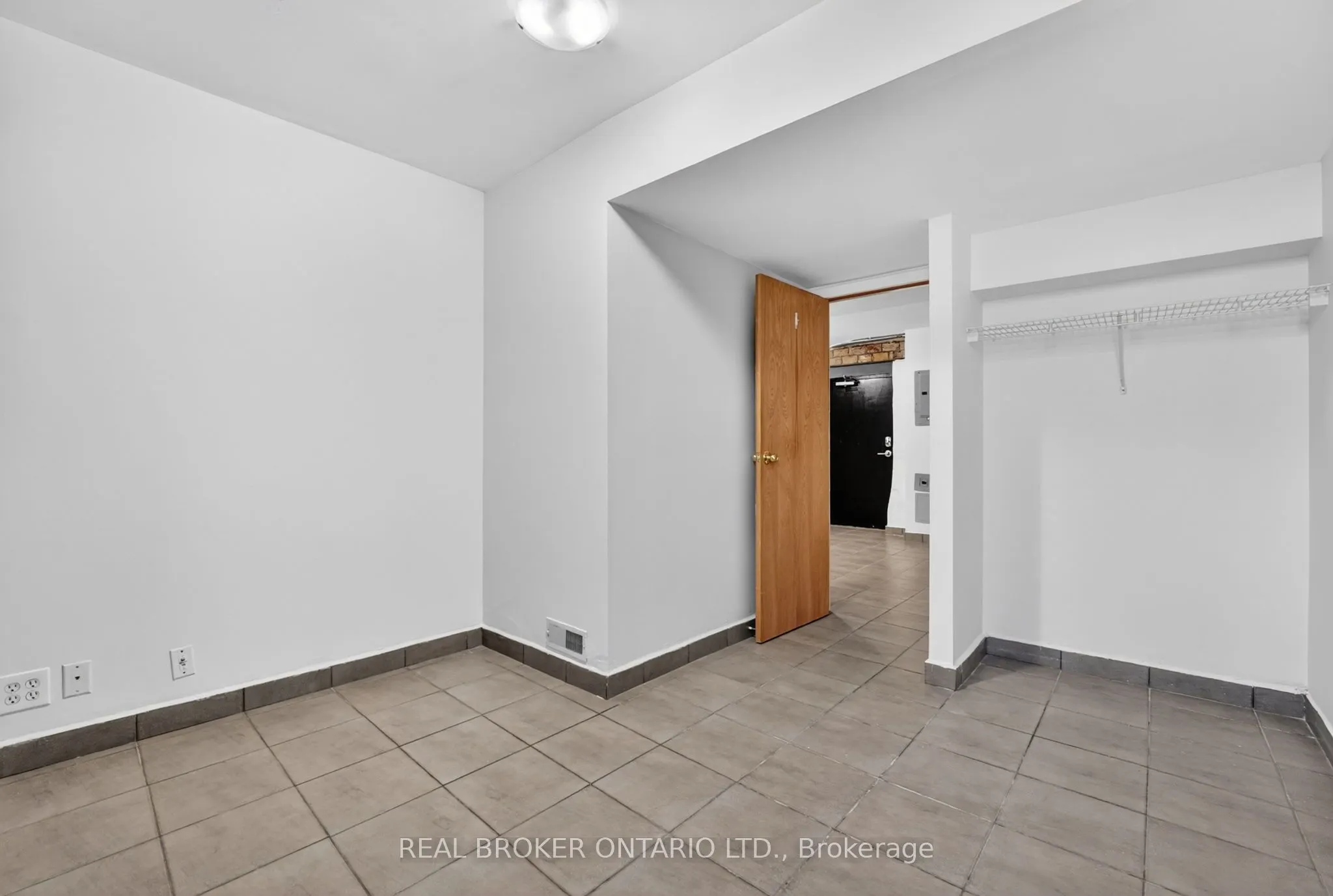 12 Bridgeport Road E #9