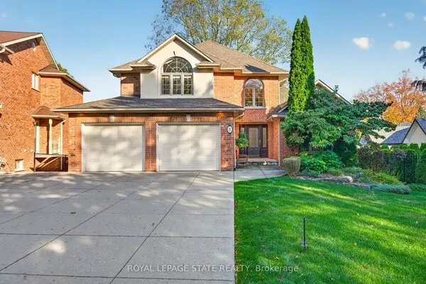 8 Cayley Court