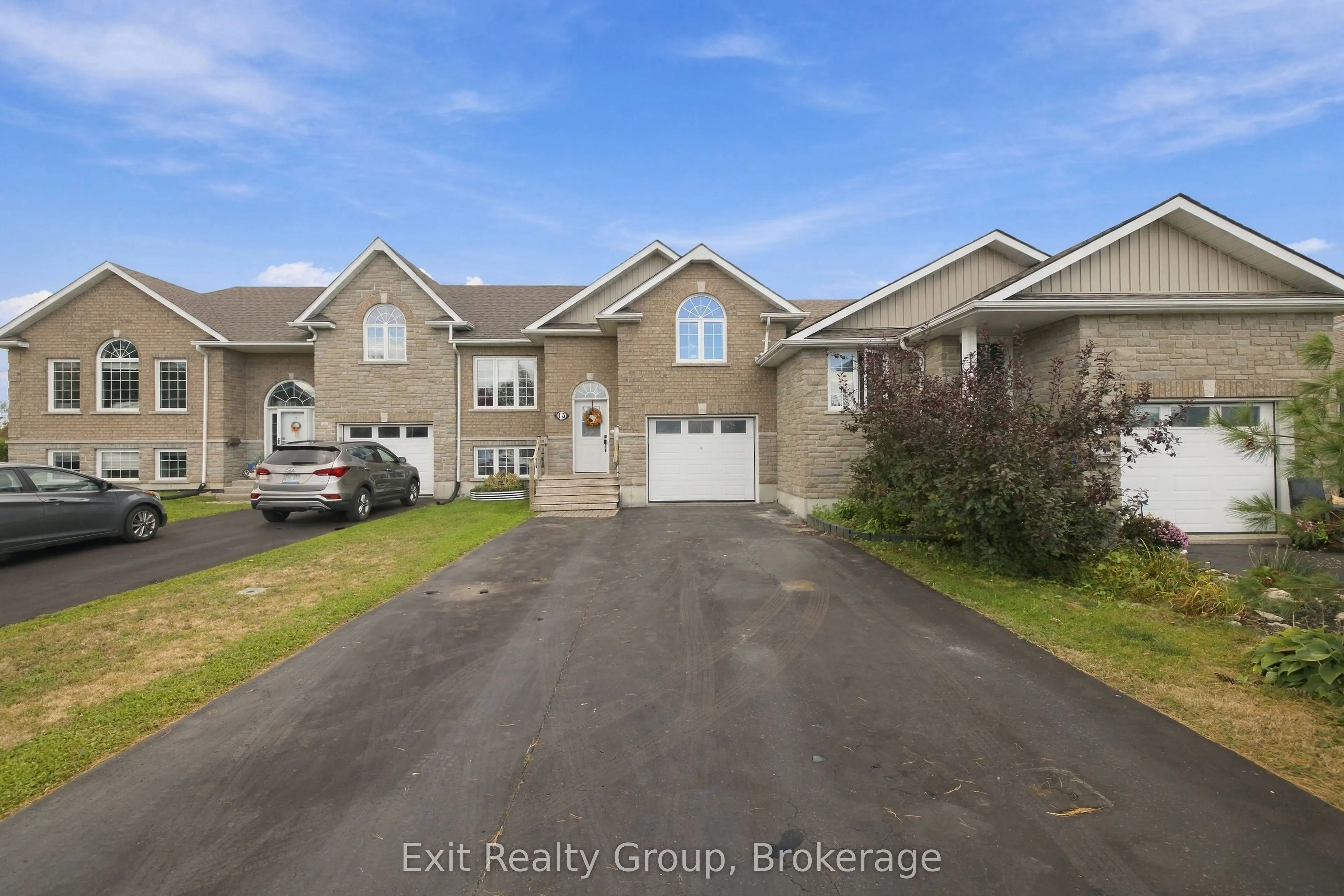 15 Evergreen Court