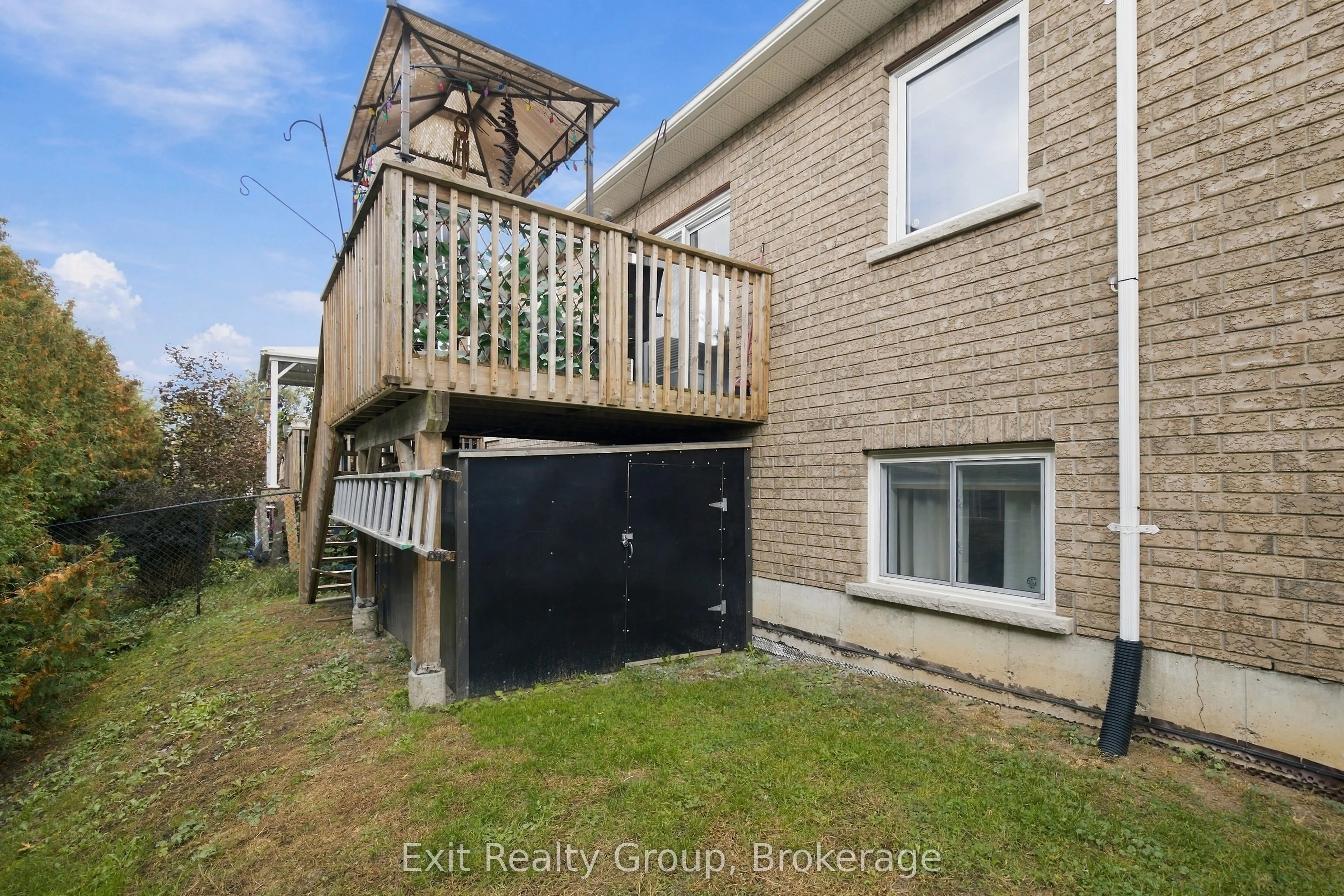 15 Evergreen Court