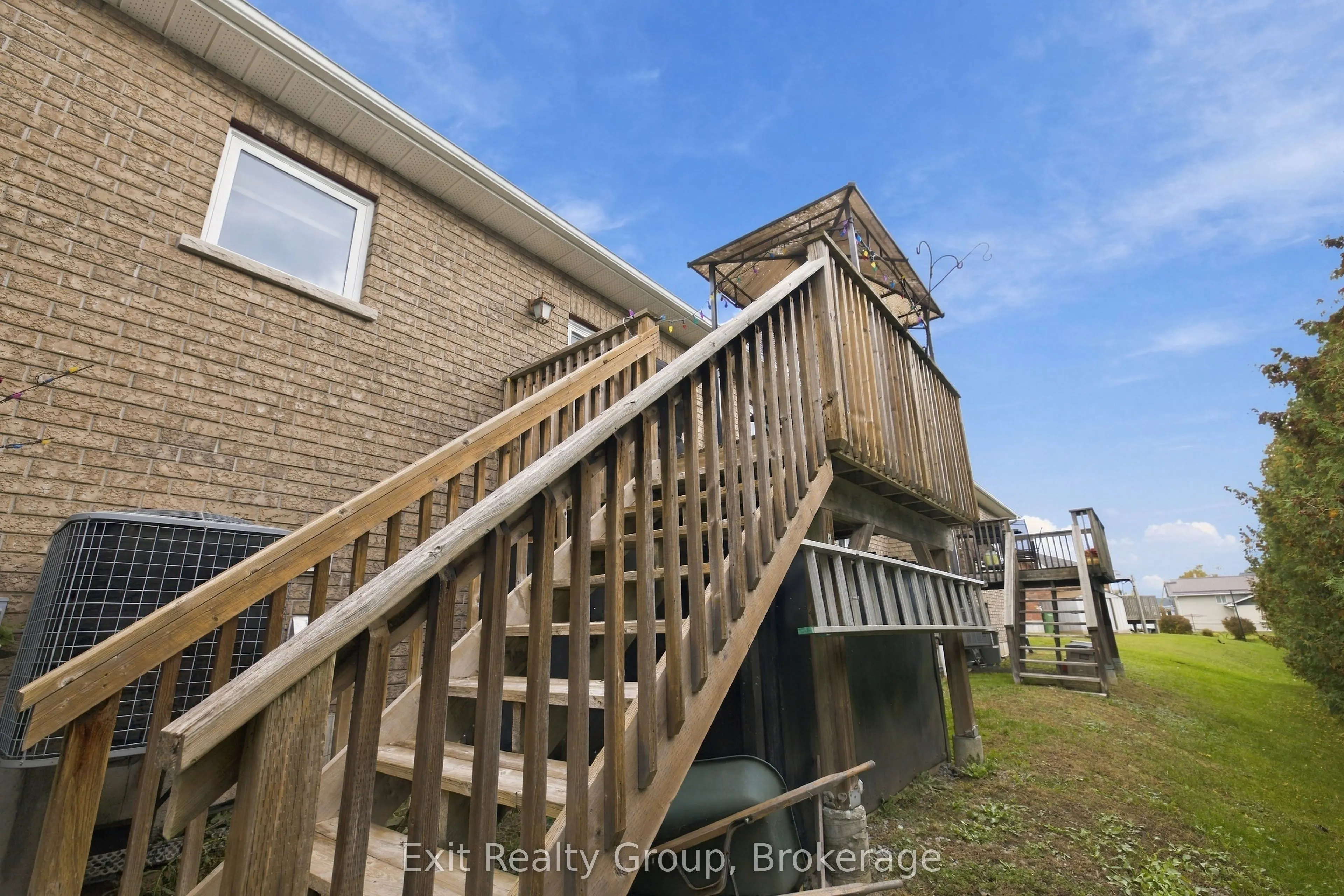 15 Evergreen Court