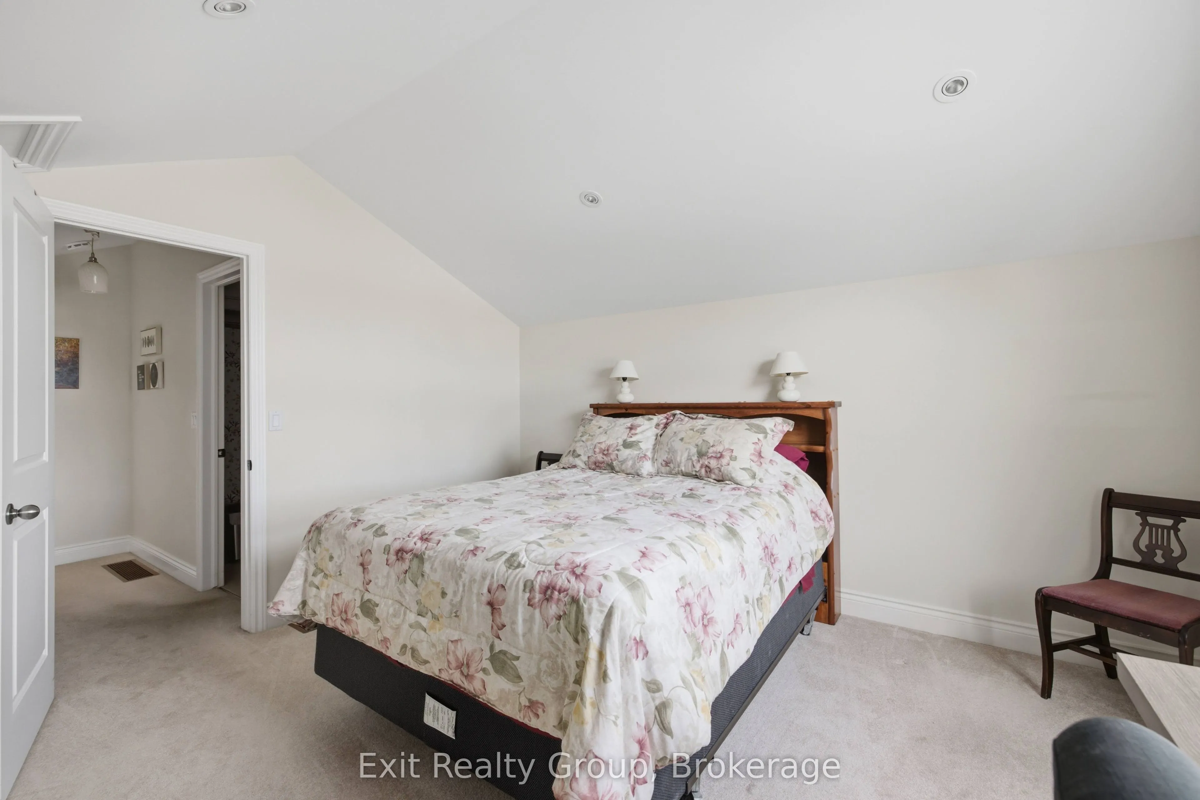 15 Evergreen Court