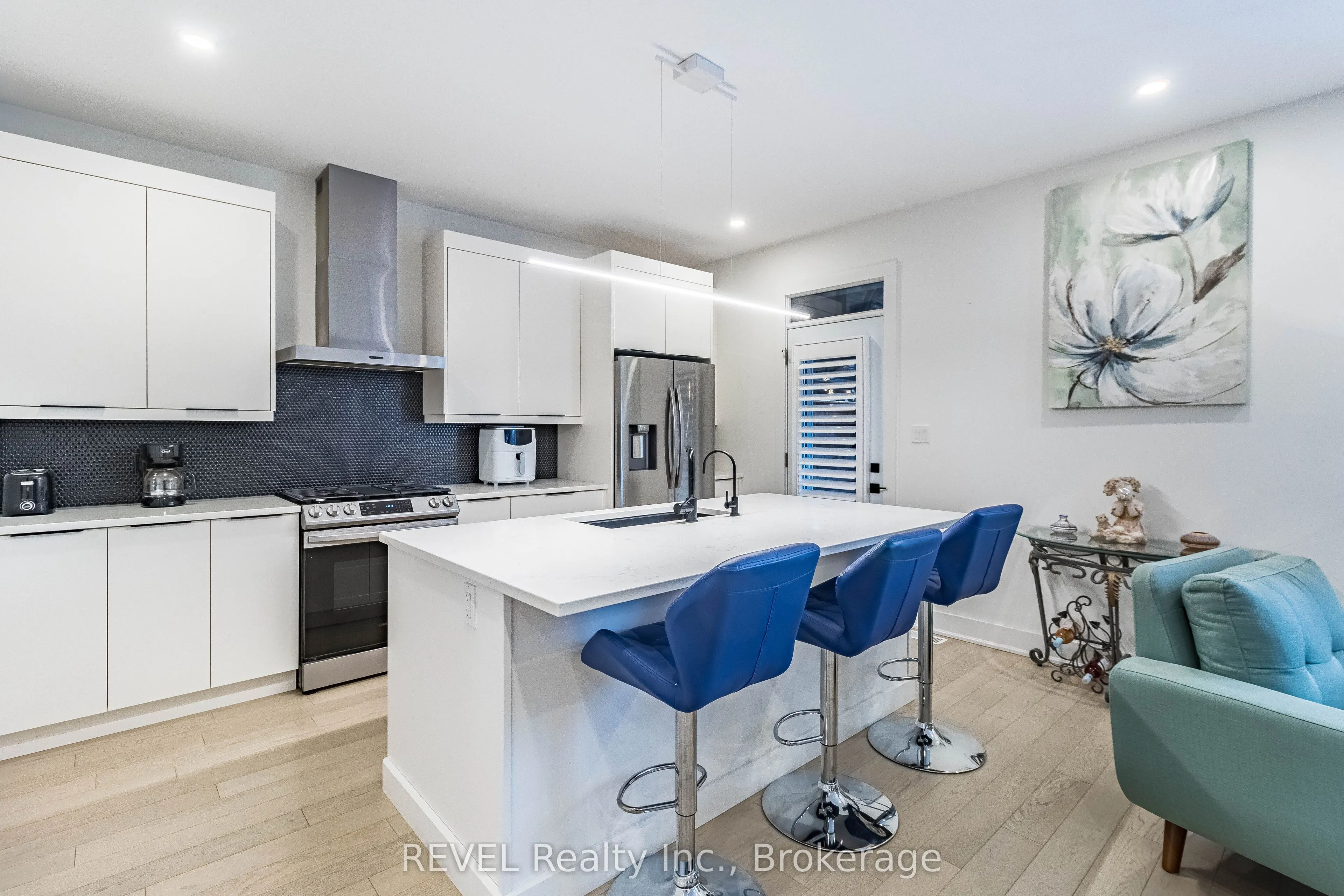 18 Princeton Common Street #5