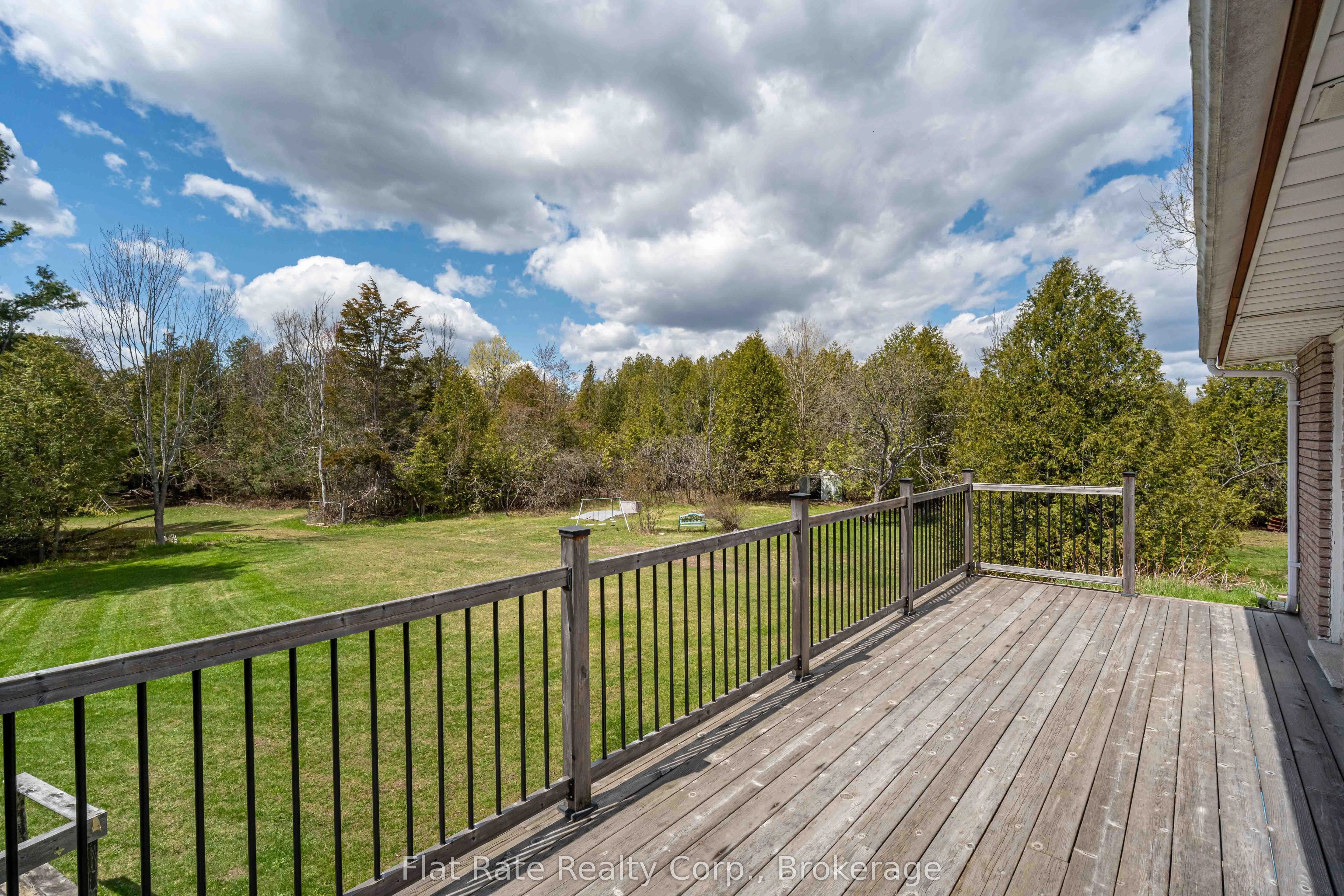 2086 McCrackens Landing Road