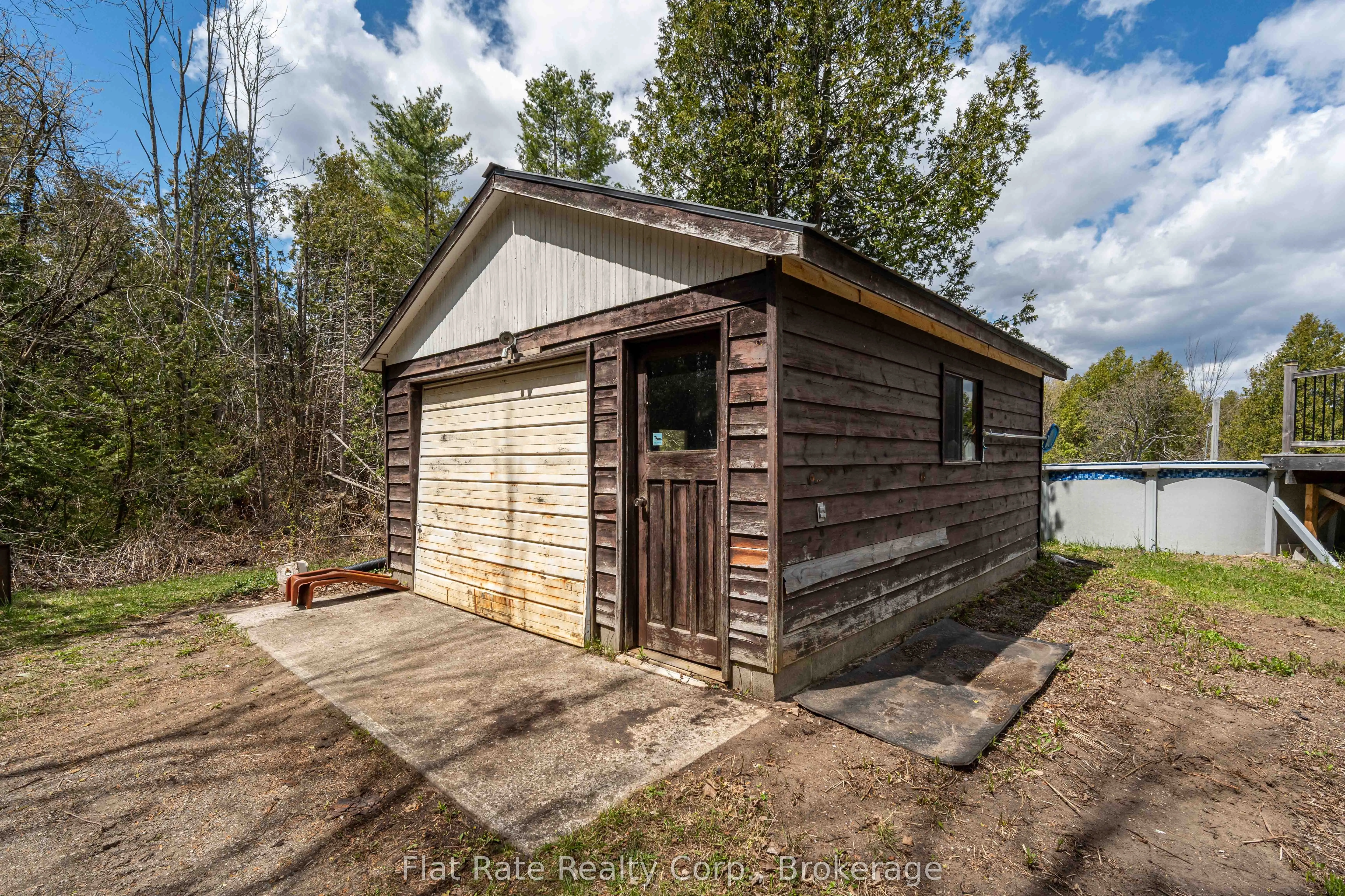2086 McCrackens Landing Road