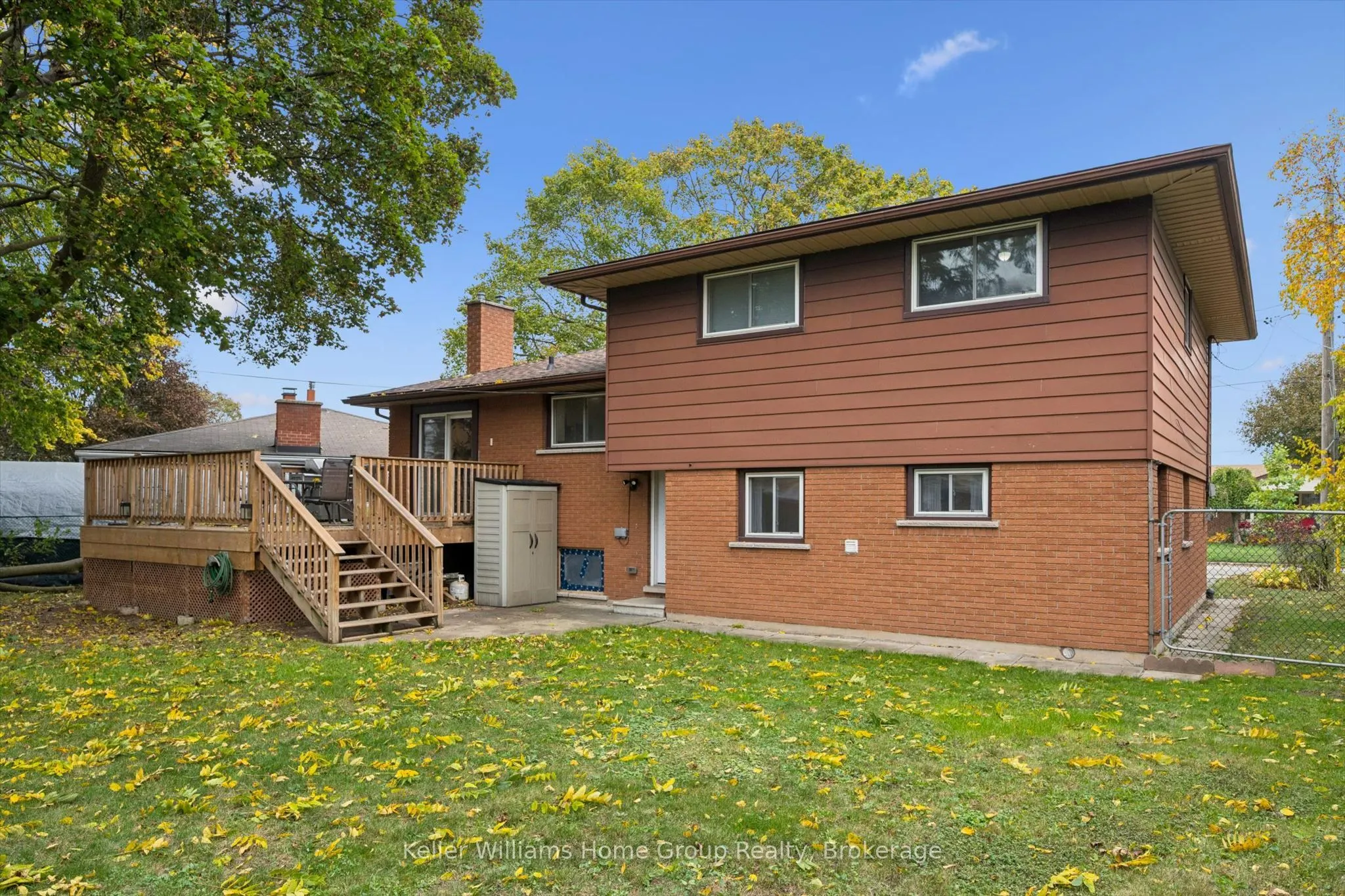 51 LONSDALE Drive