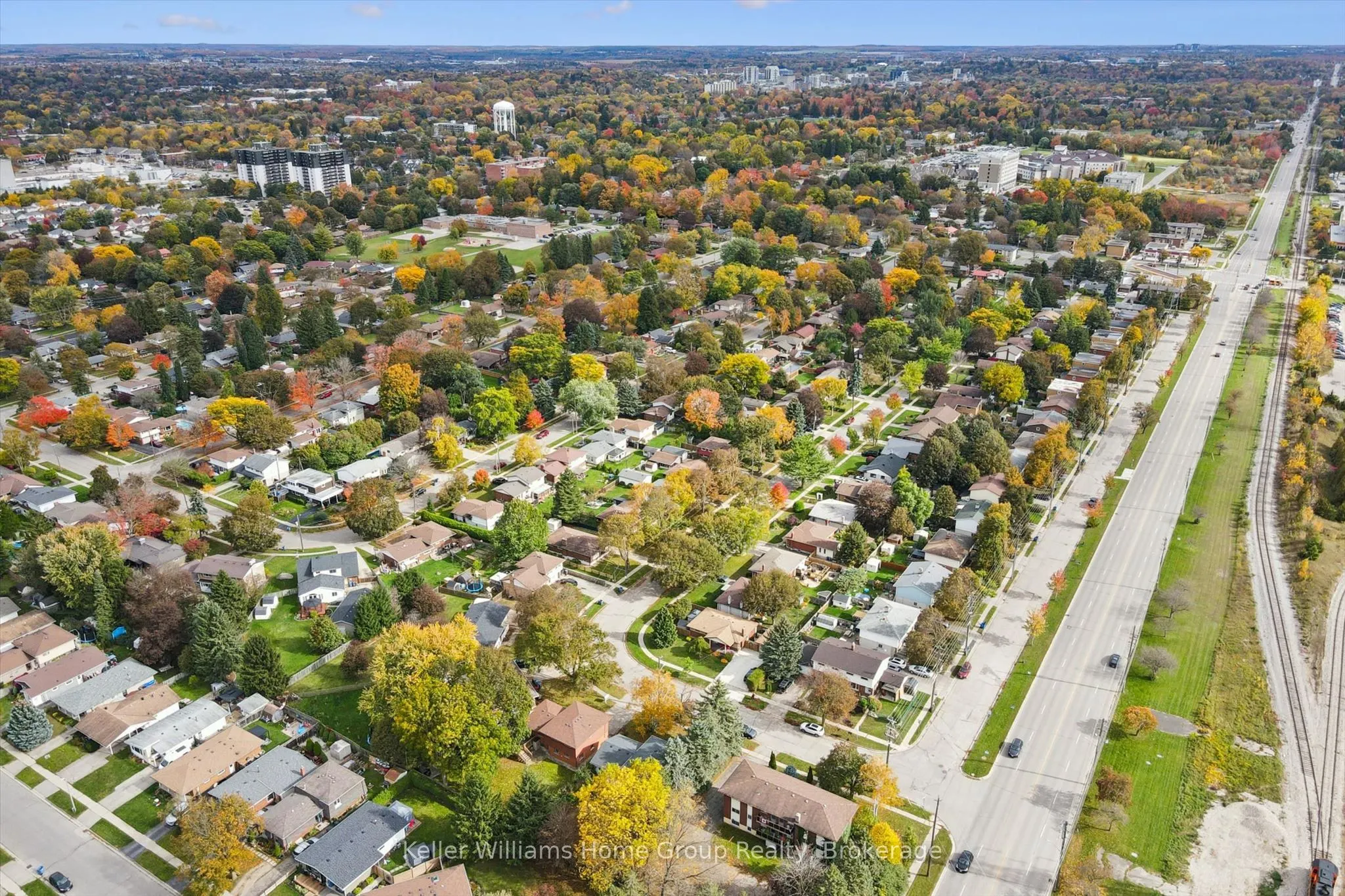 51 LONSDALE Drive