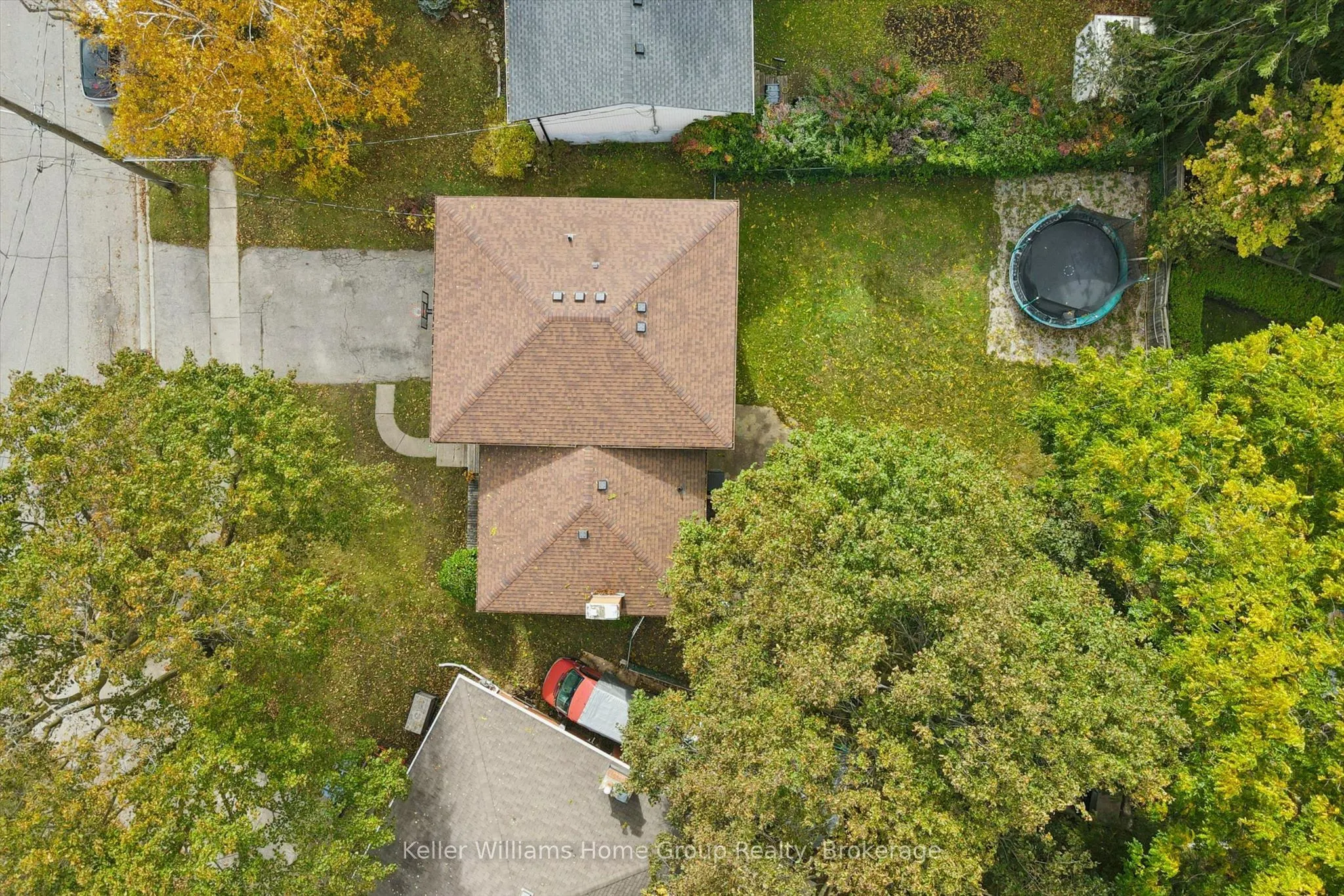 51 LONSDALE Drive