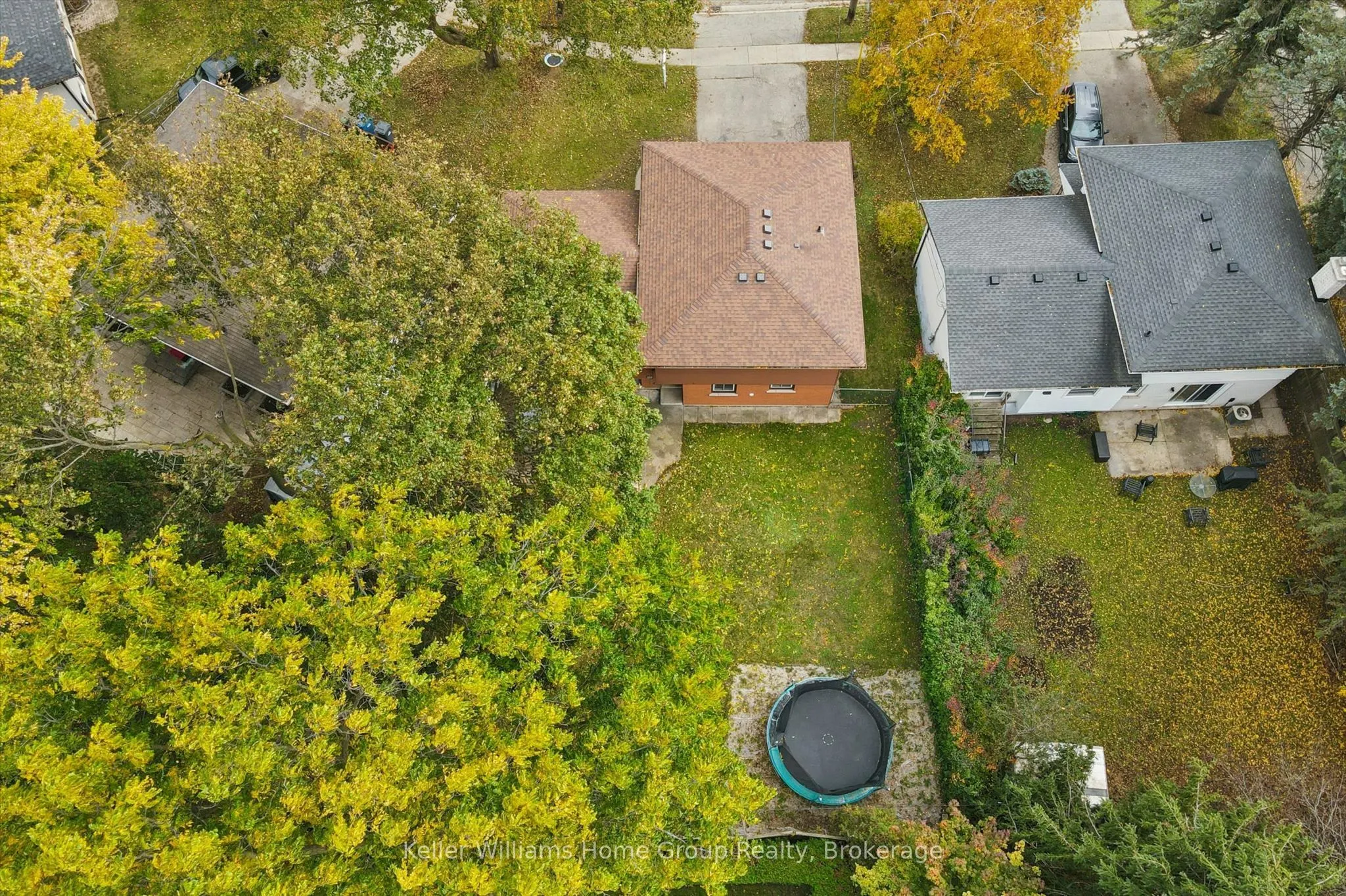 51 LONSDALE Drive