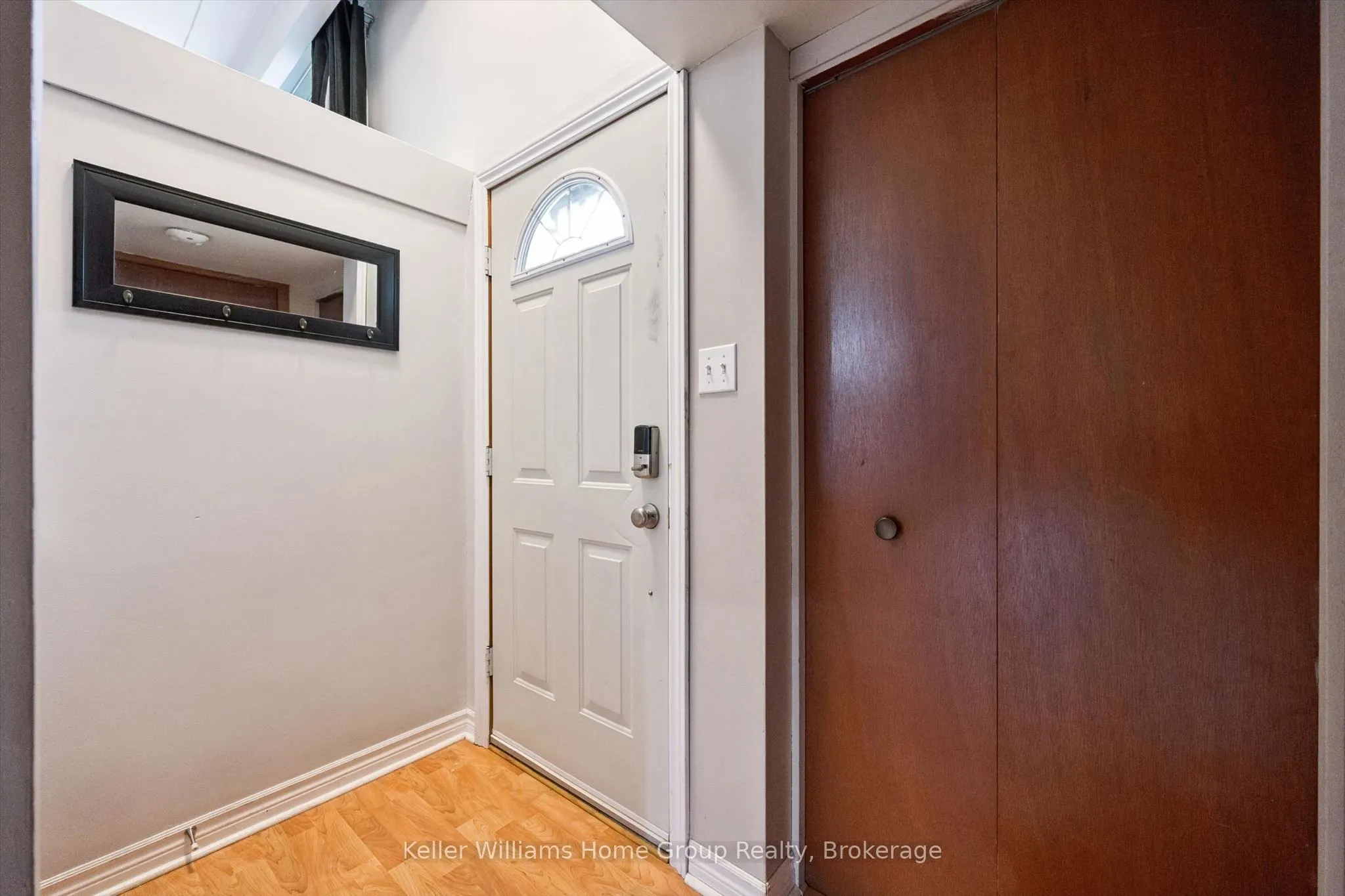 51 LONSDALE Drive