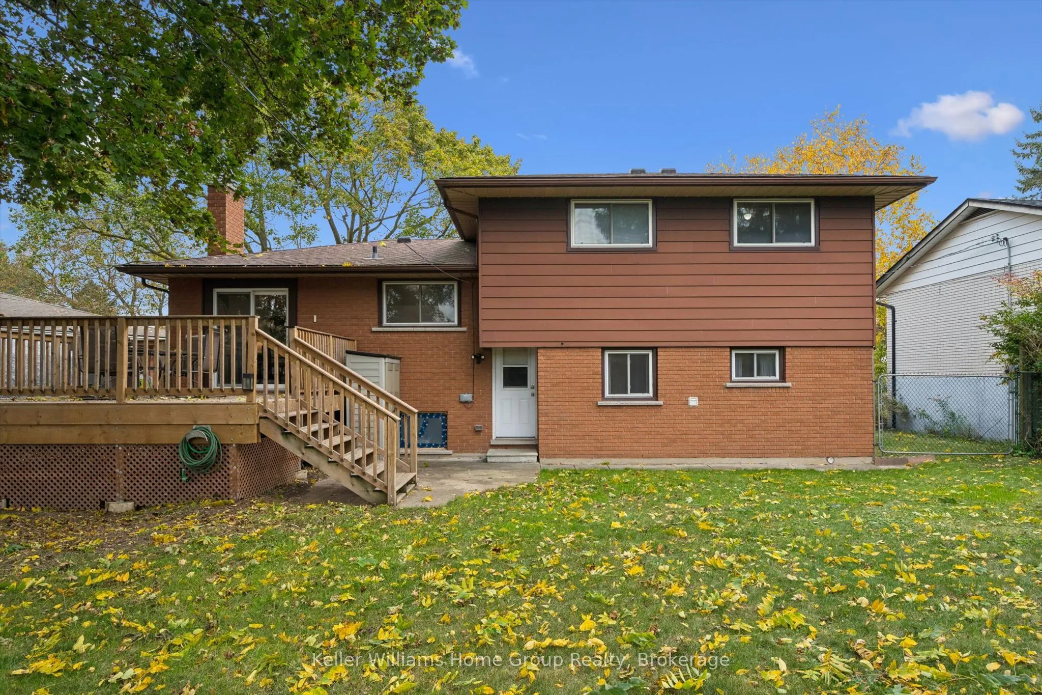 51 LONSDALE Drive