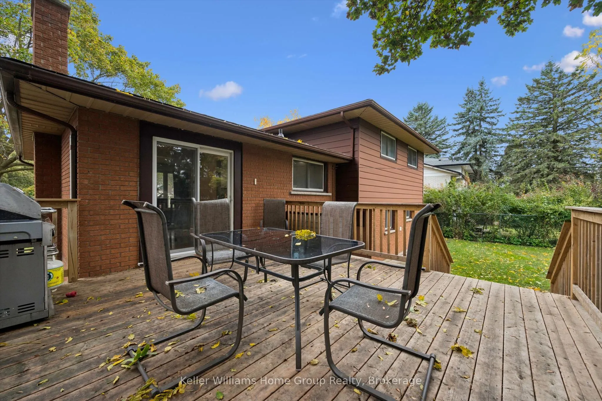 51 LONSDALE Drive