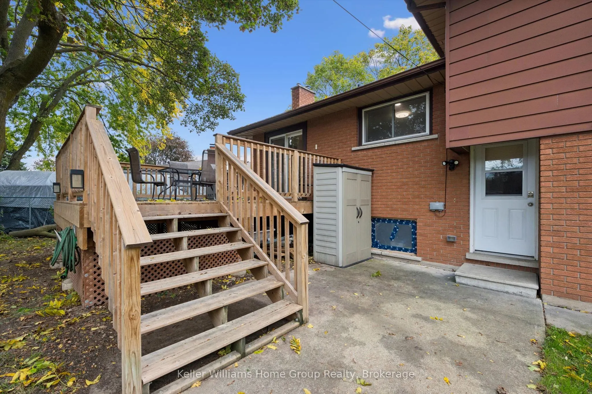 51 LONSDALE Drive
