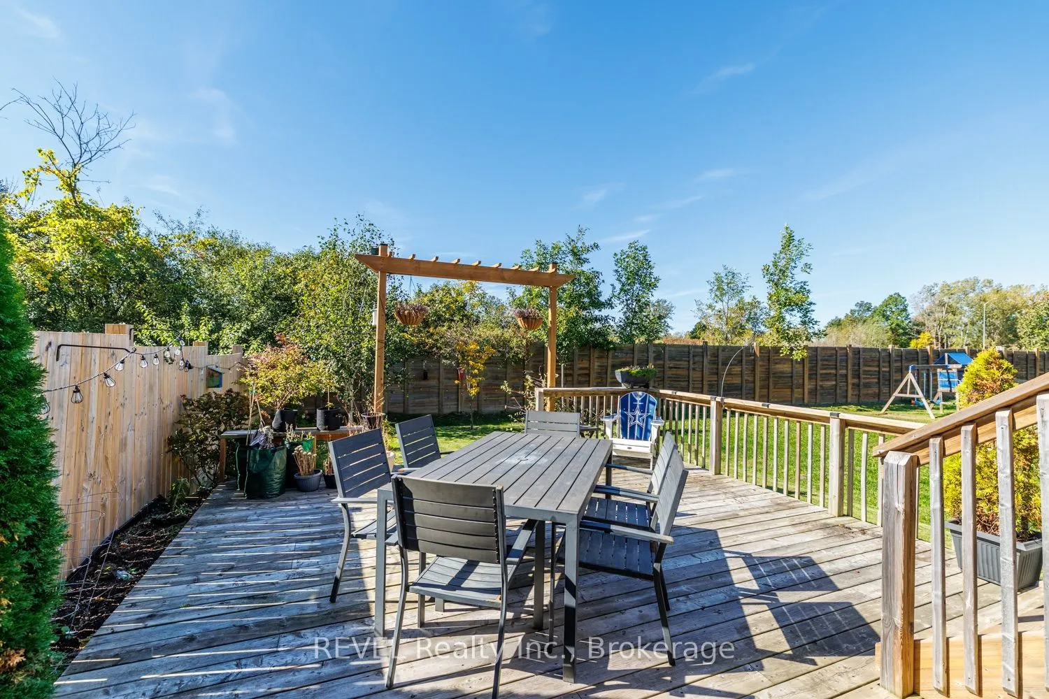 166 Esther Crescent