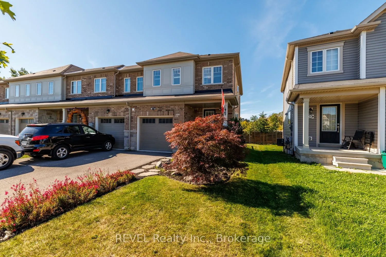 166 Esther Crescent