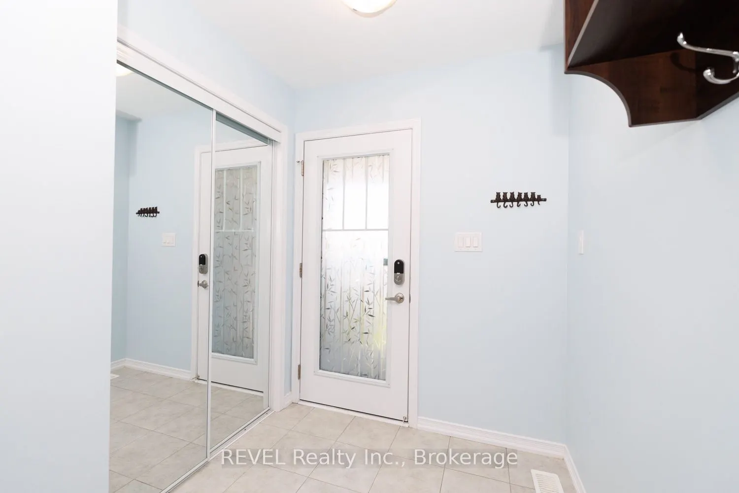 166 Esther Crescent