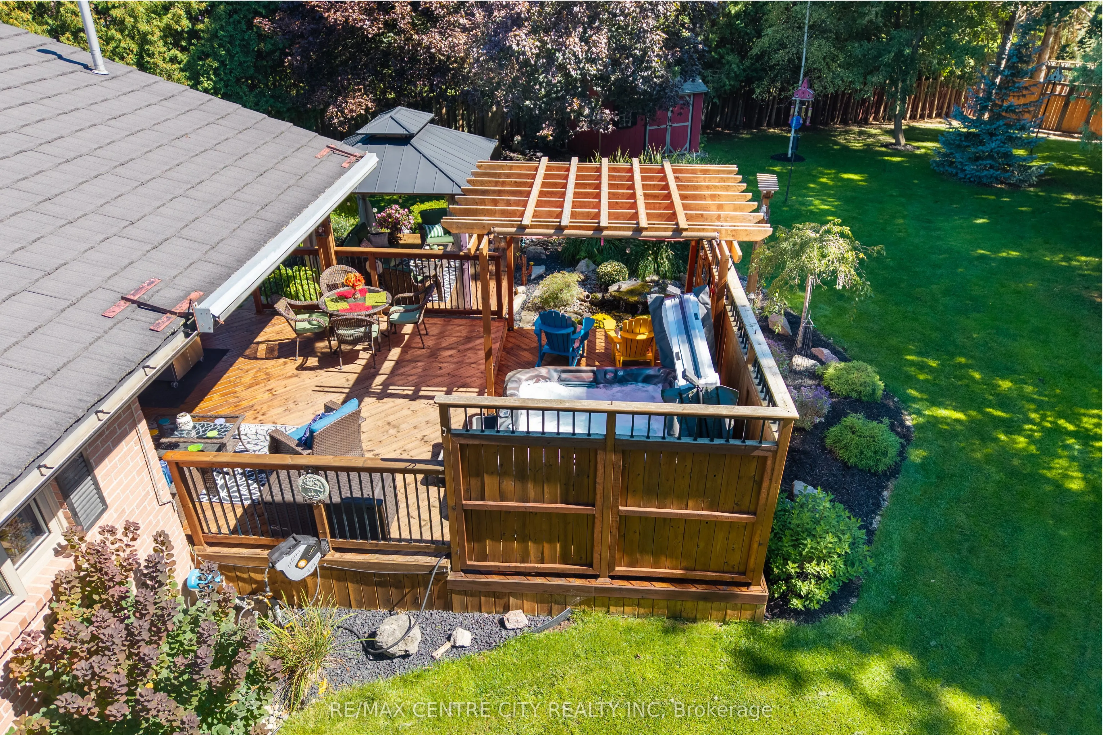 252 Mill Pond Crescent
