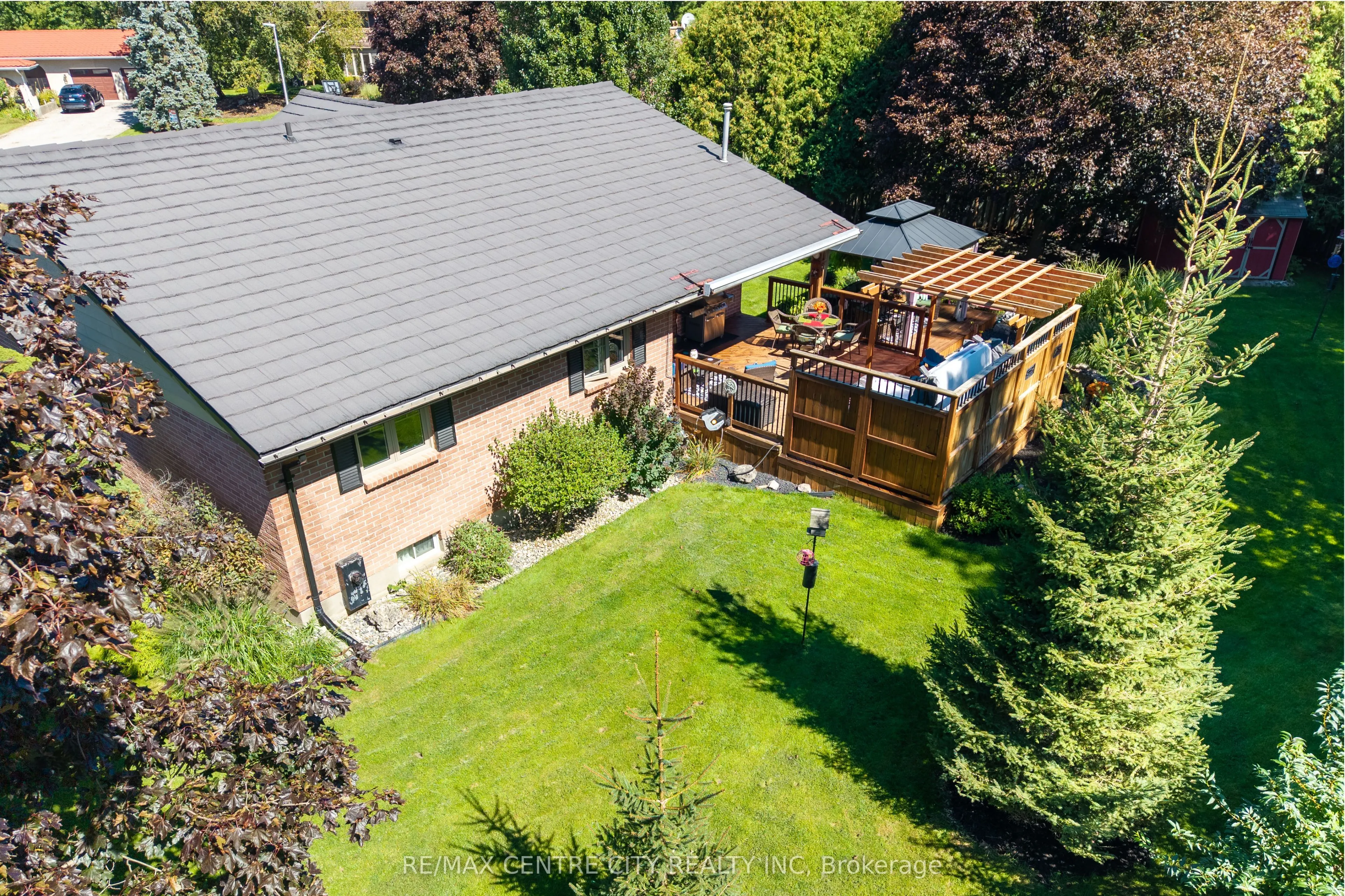 252 Mill Pond Crescent