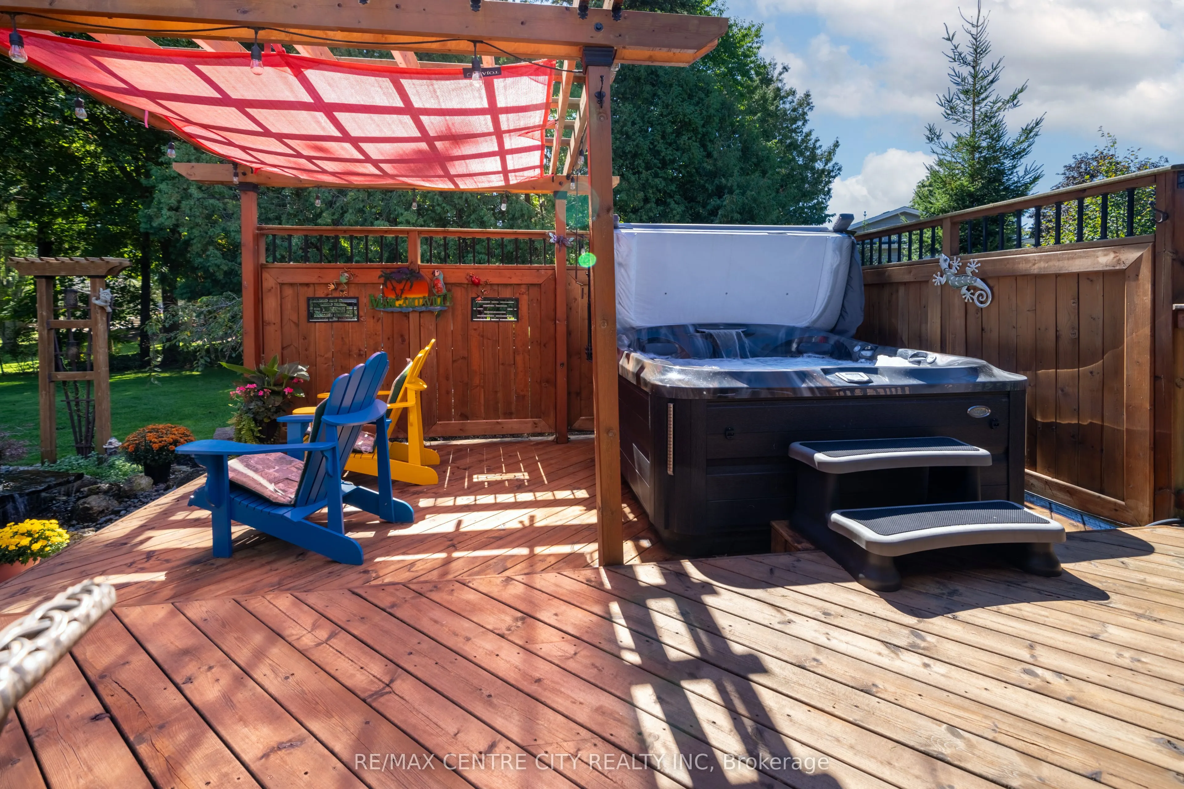 252 Mill Pond Crescent